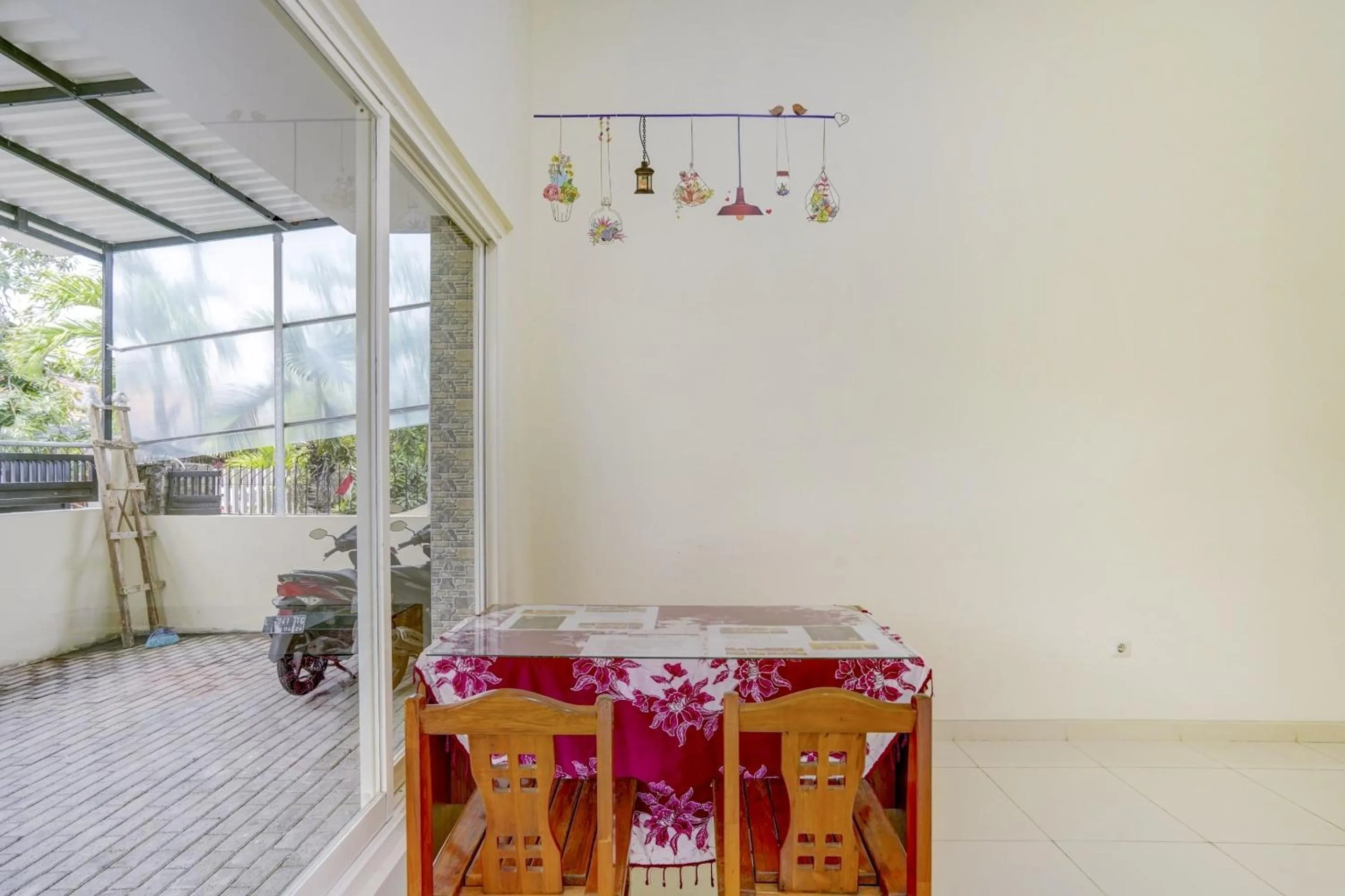 Lobby or reception in Capital O Inn App Tenggilis