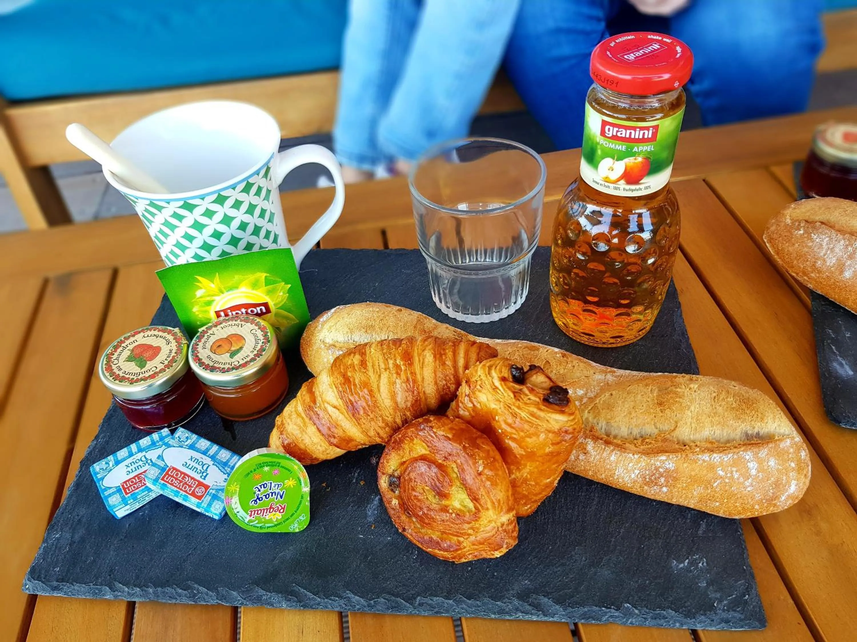 Breakfast in Les Ilots de Gruissan