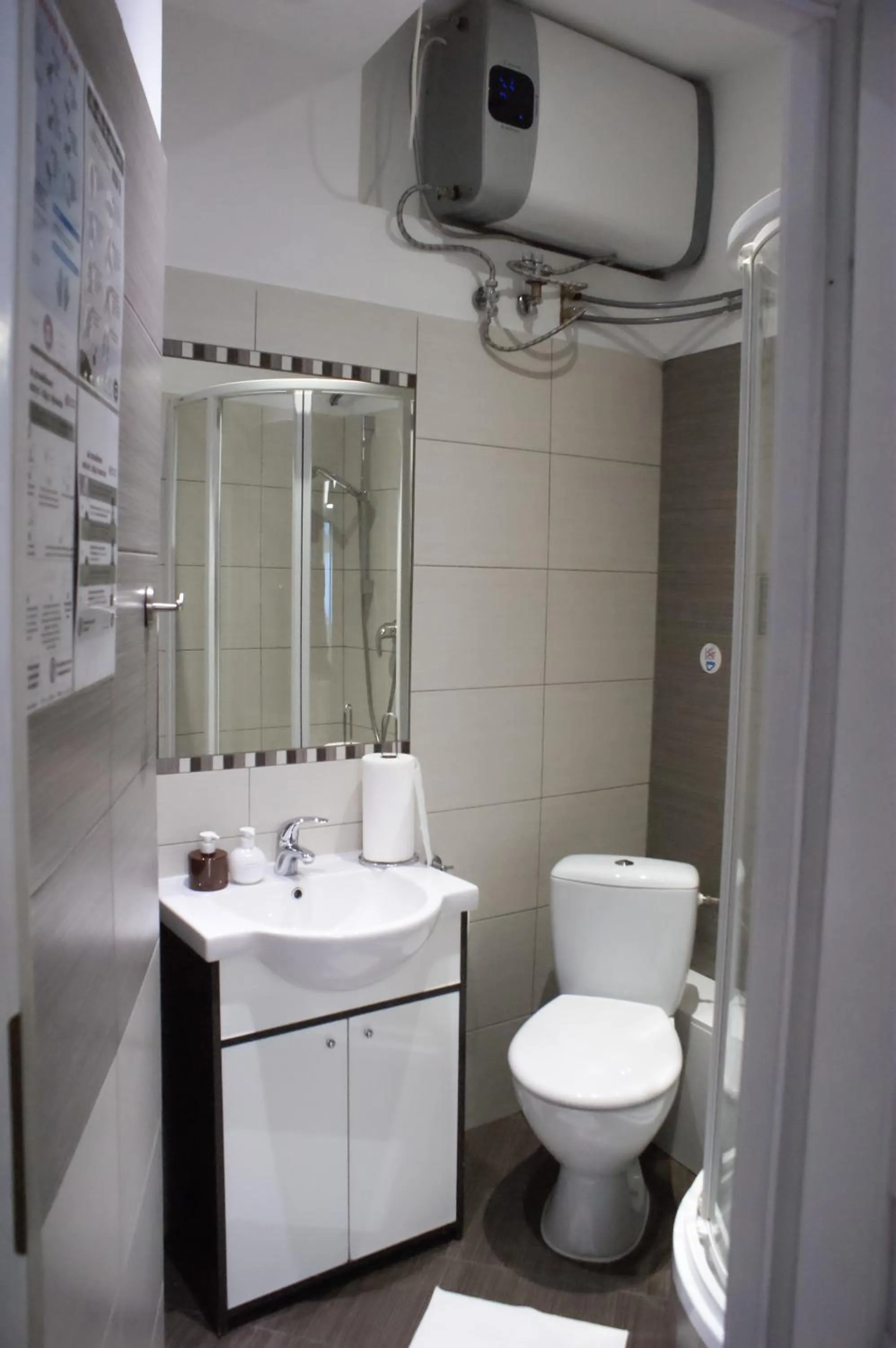 Bathroom in EURO-ROOM