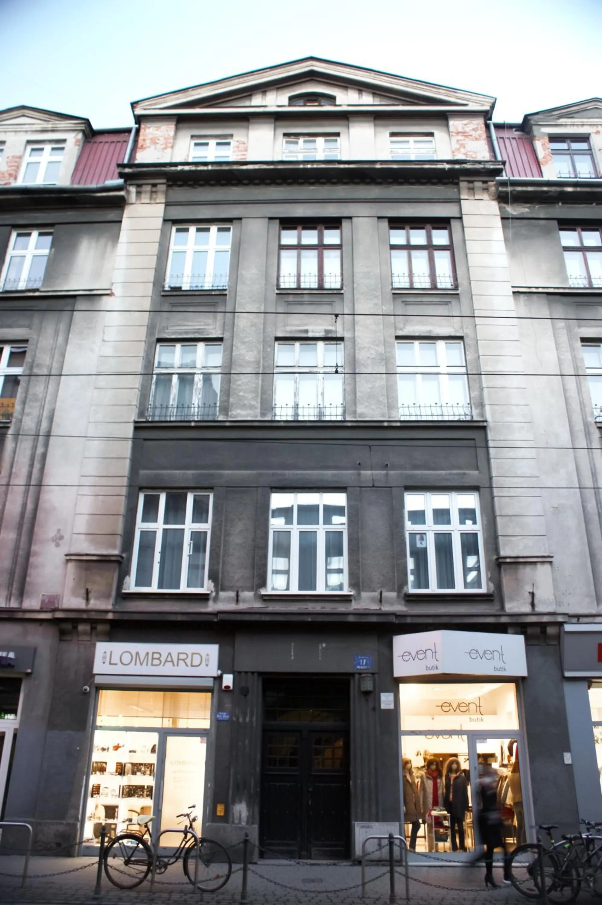 Facade/entrance in EURO-ROOM