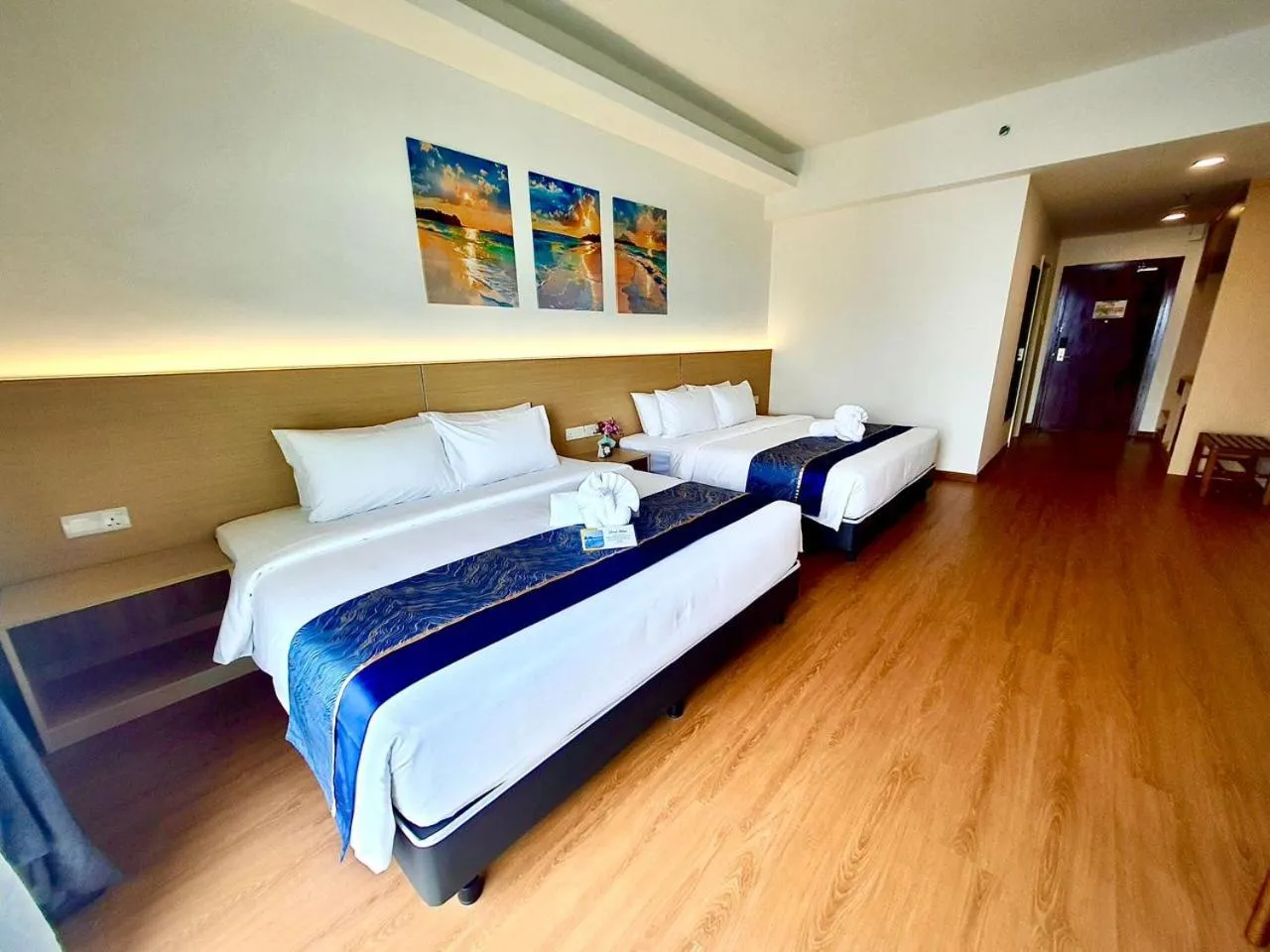 Bed in Swan Garden Resort Hotel