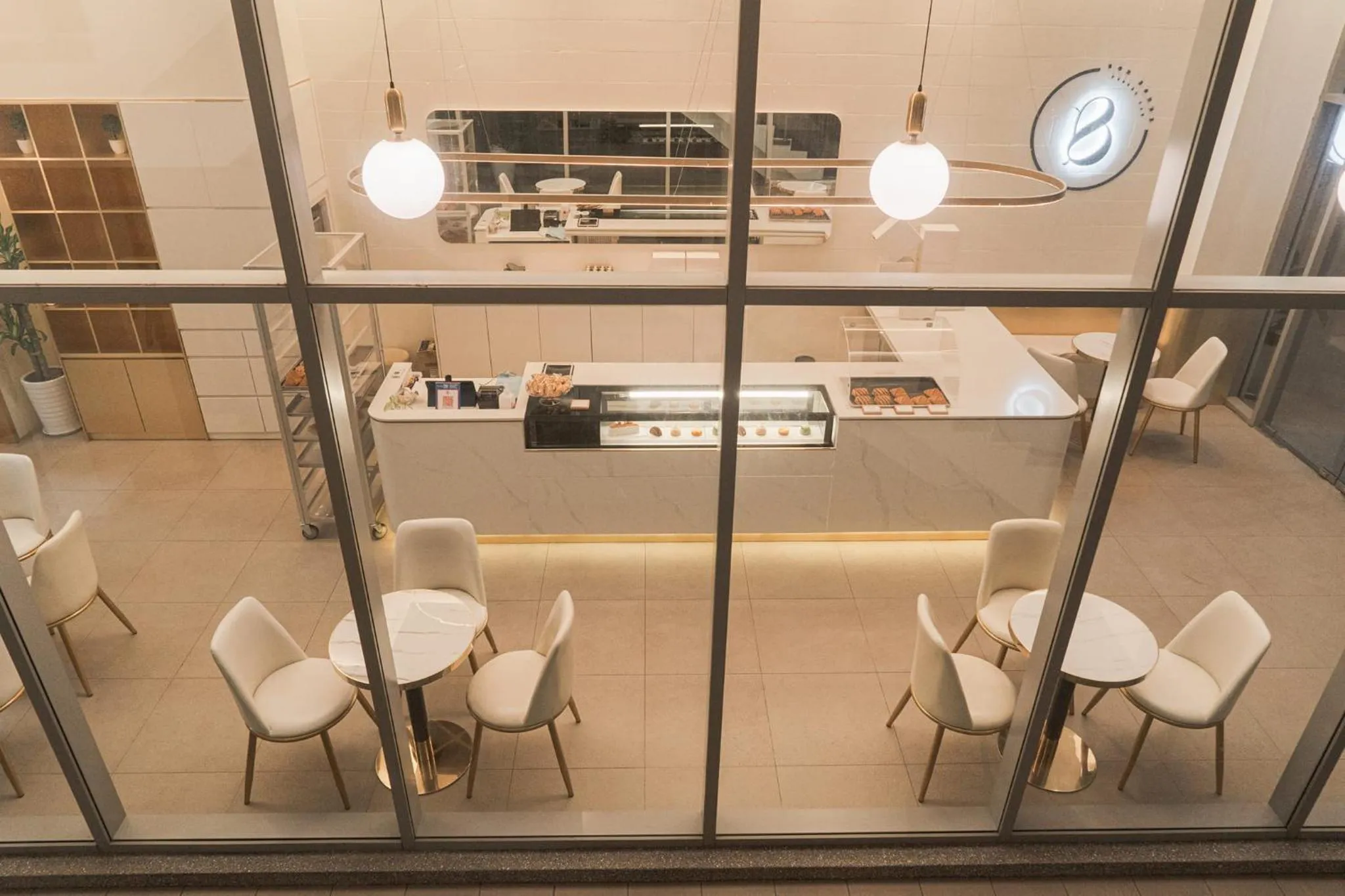 Restaurant/places to eat in Swan Garden Resort Hotel