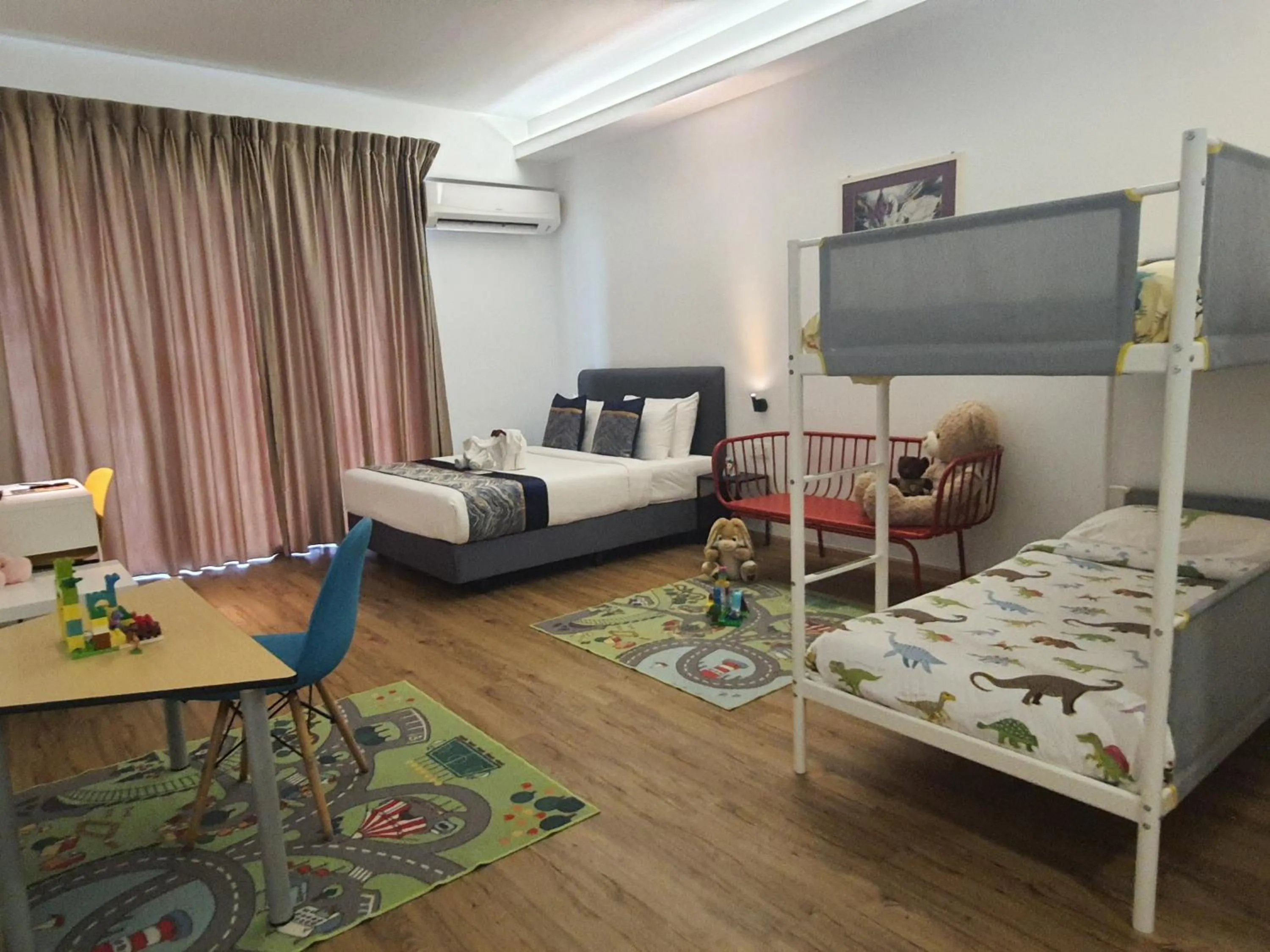 Bed in Swan Garden Resort Hotel