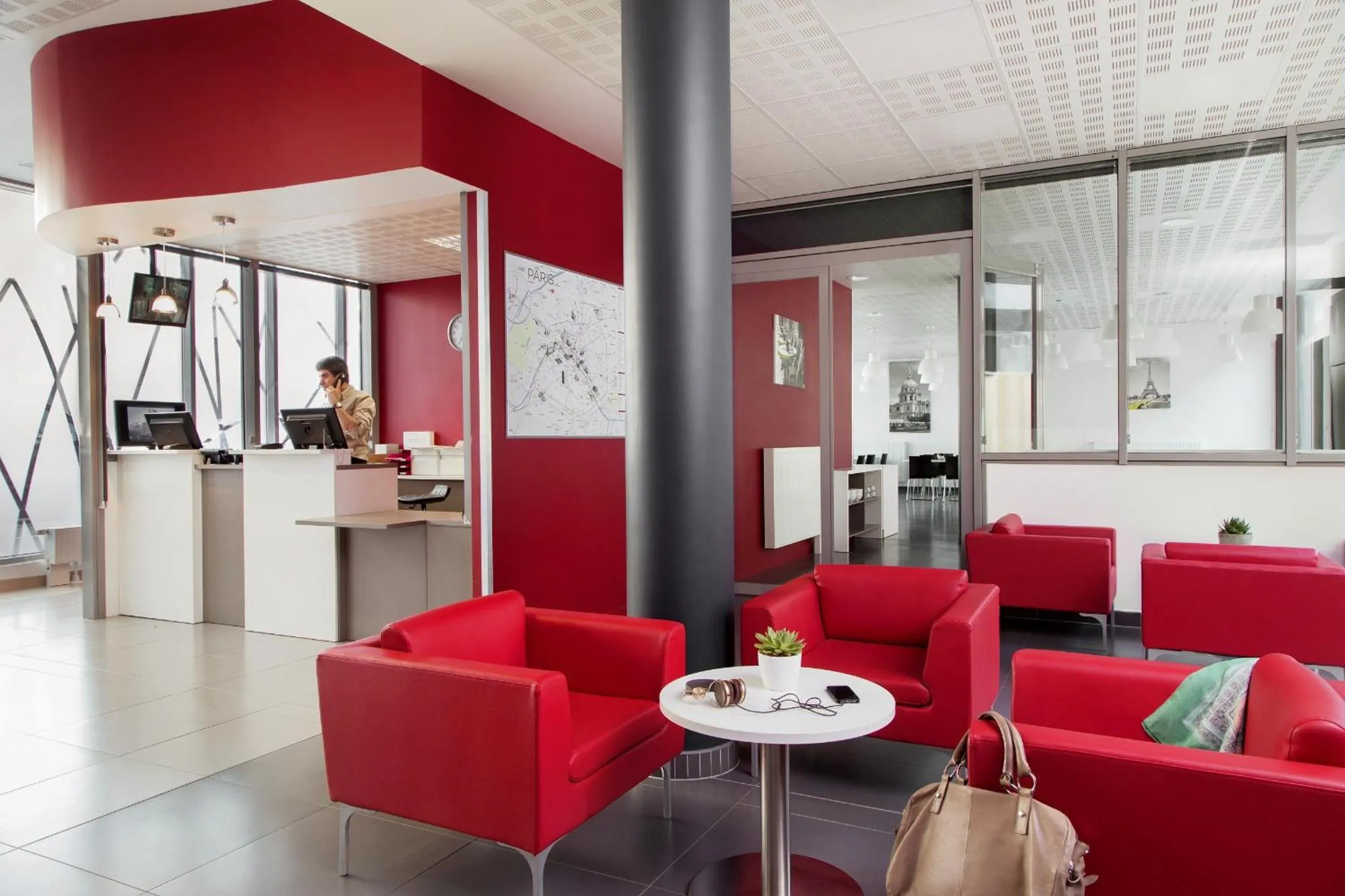 Lobby or reception in Aparthotel Adagio Access Paris Clichy