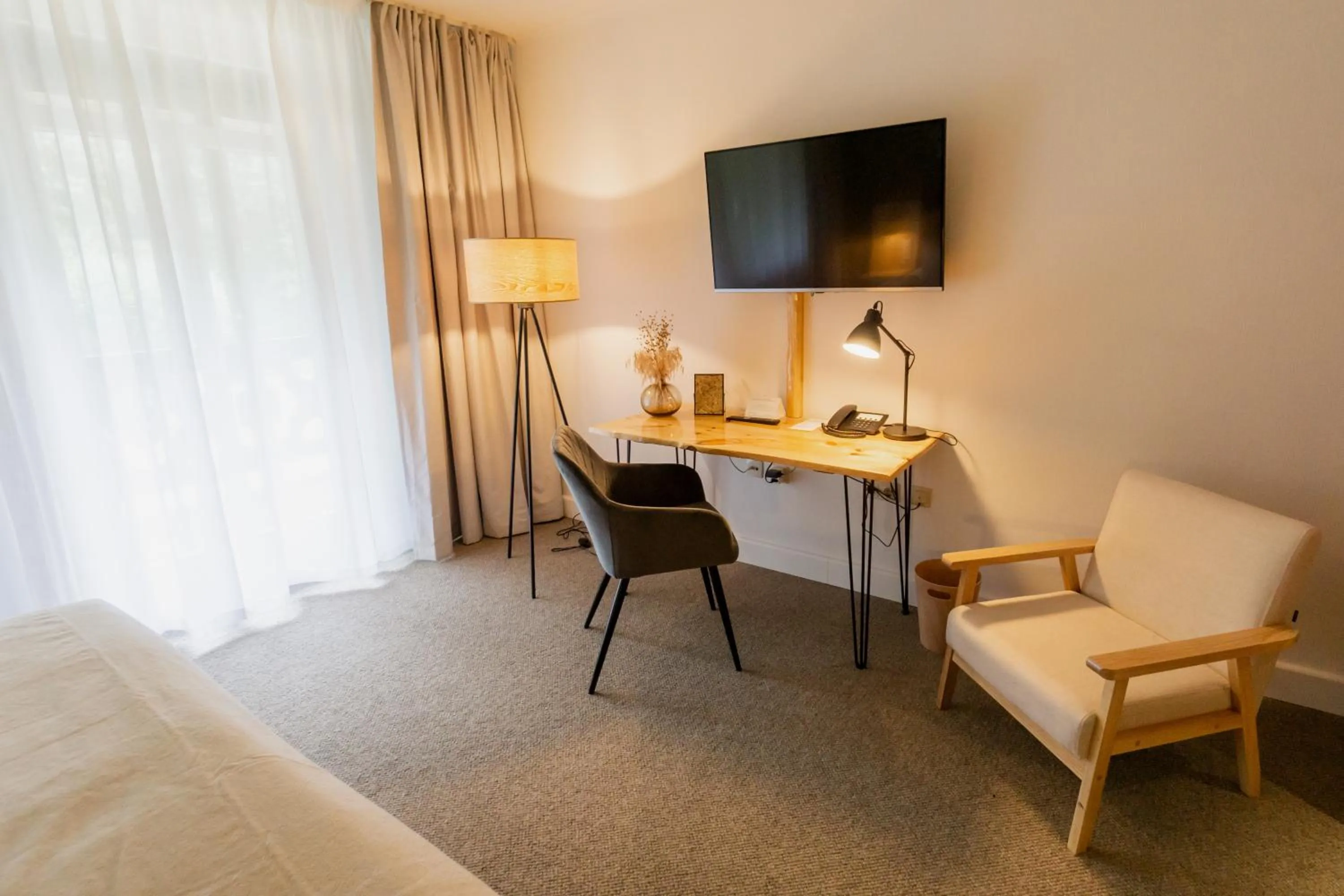 Photo of the whole room, Bed in Waldhotel Eiche