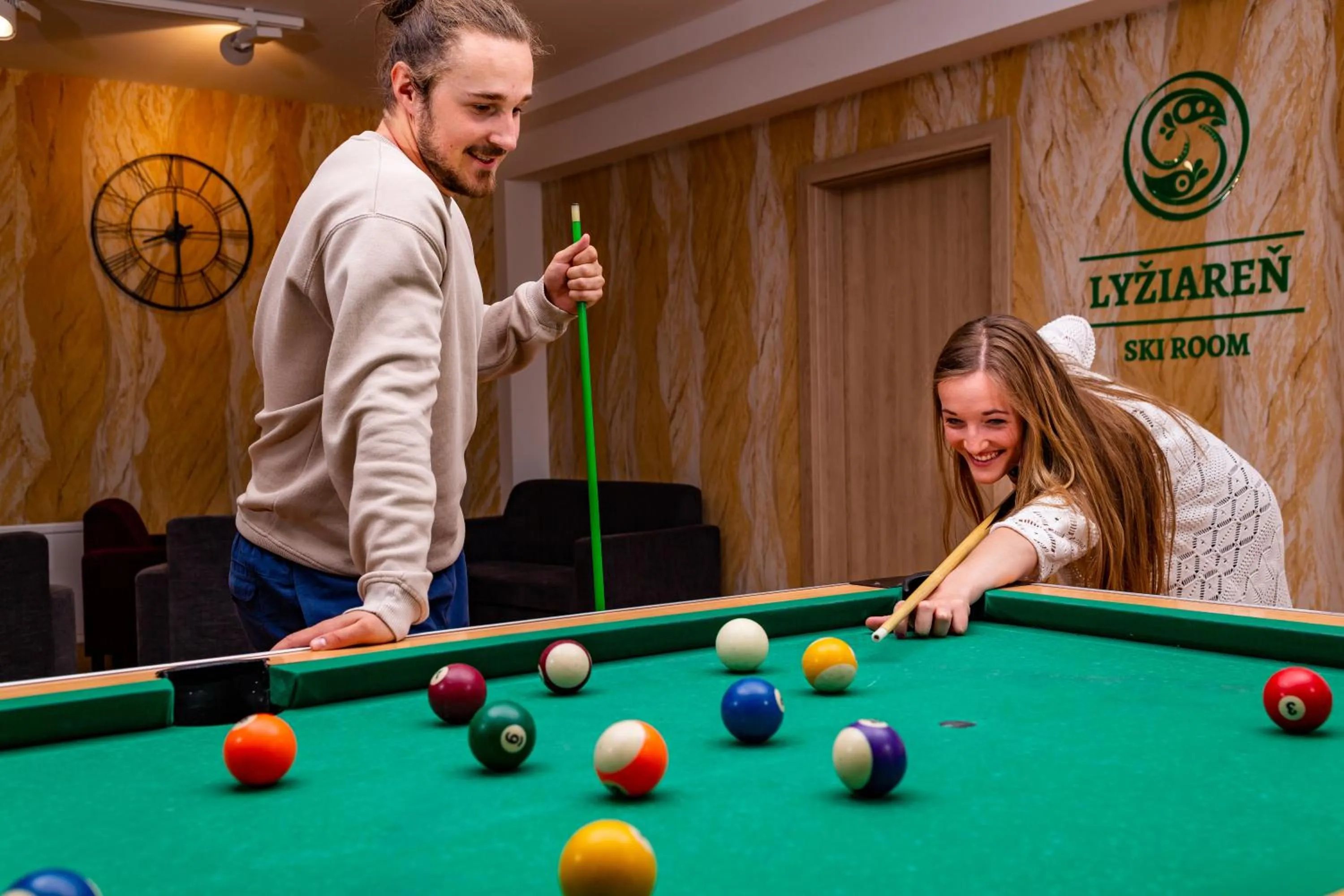 Billiard in Hotel Strachan Family Jasná