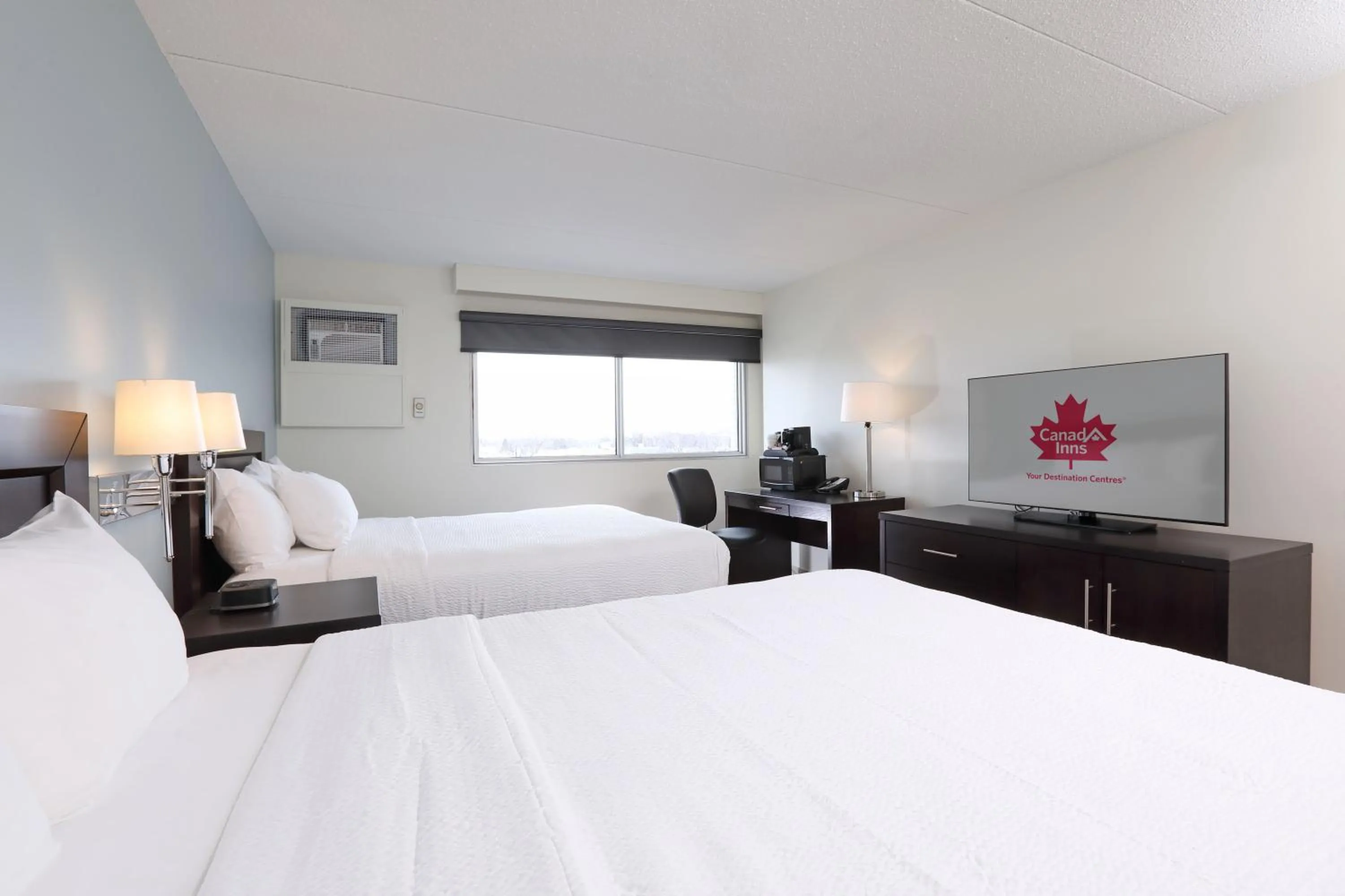 Bed in Canad Inns Destination Centre Polo Park
