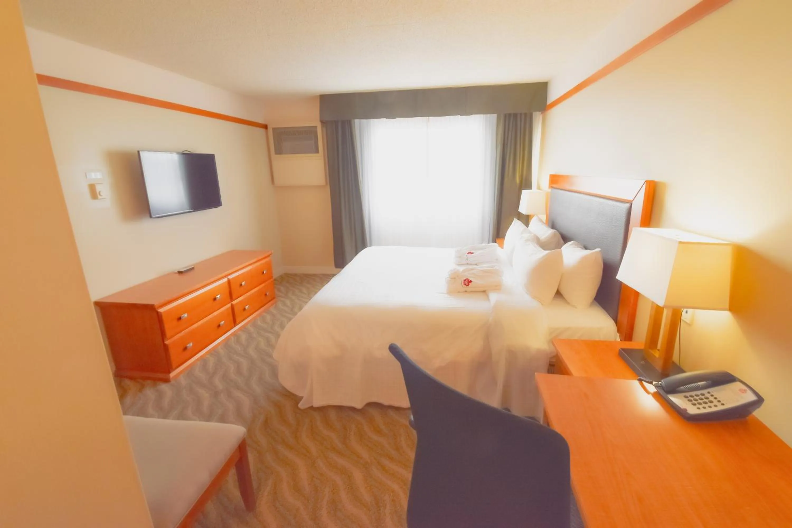 Photo of the whole room, Bed in Canad Inns Destination Centre Polo Park