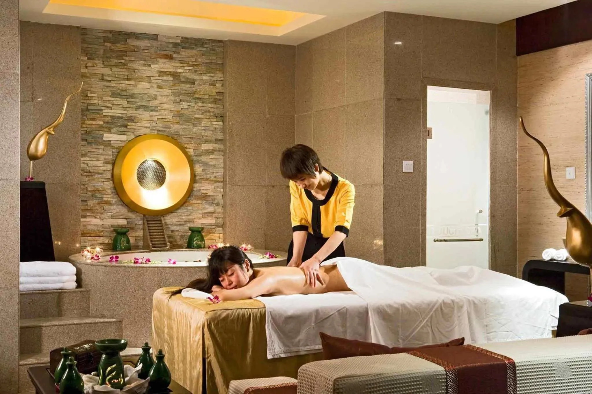 Spa and wellness centre/facilities in Sofitel Nanjing Galaxy
