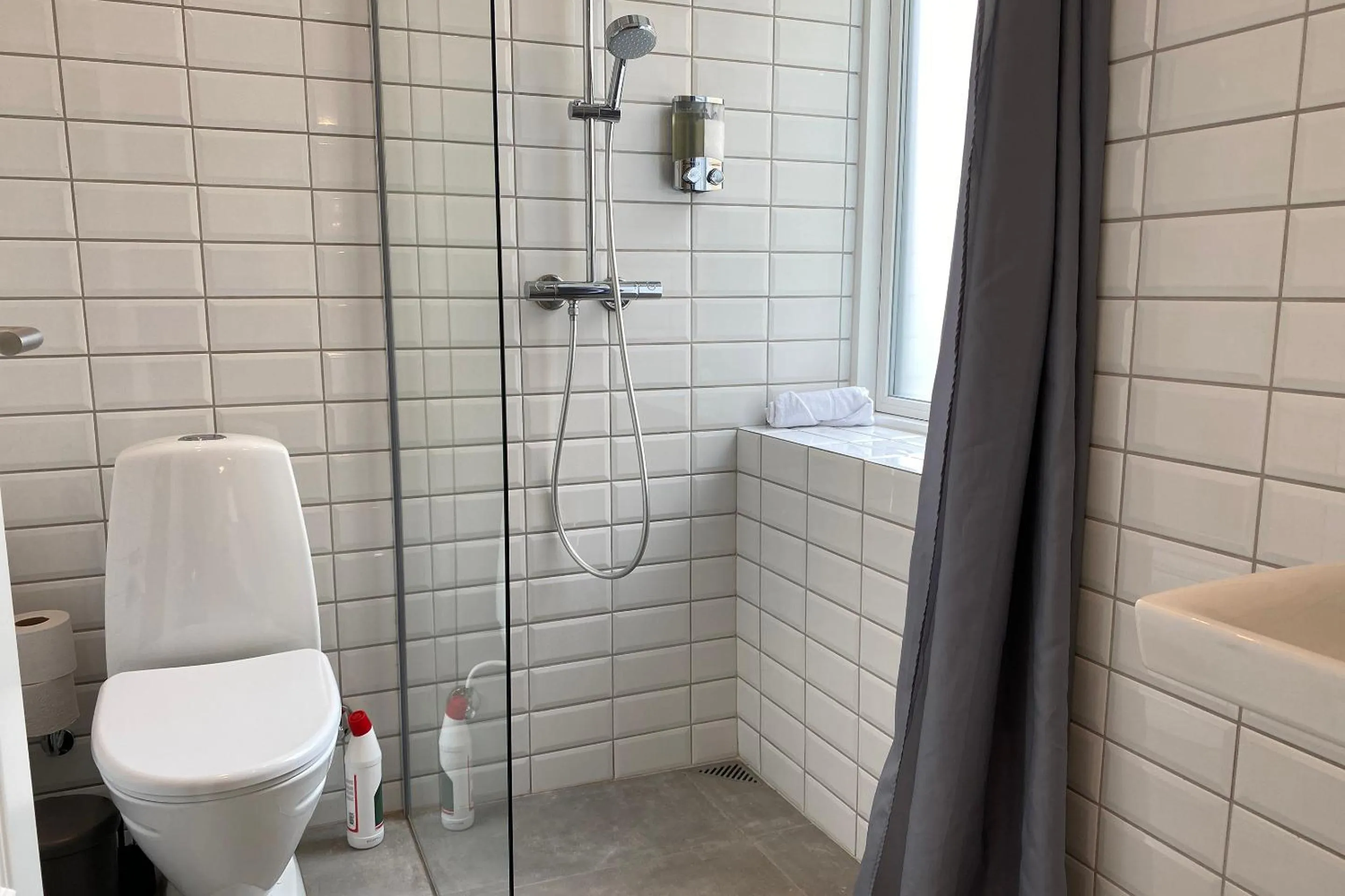 Bathroom in Harbour Walk