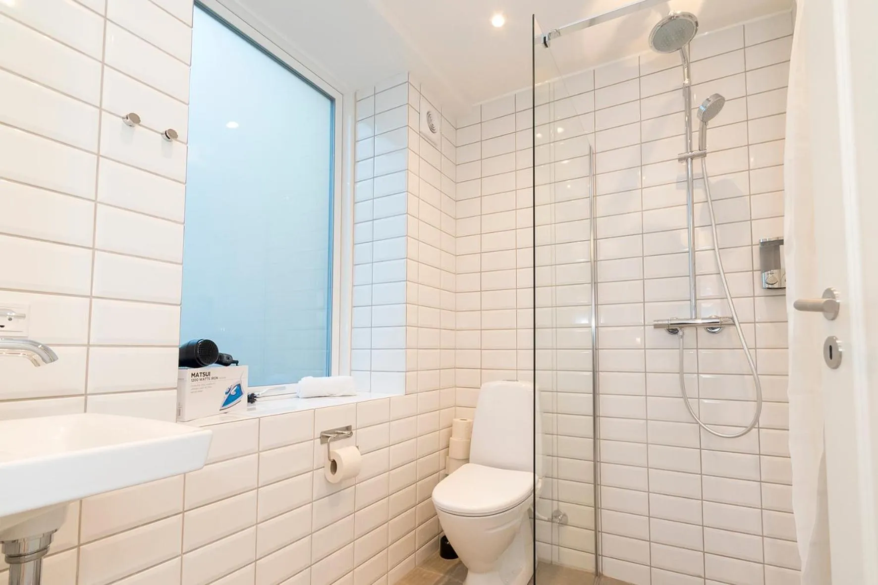 Bathroom in Harbour Walk