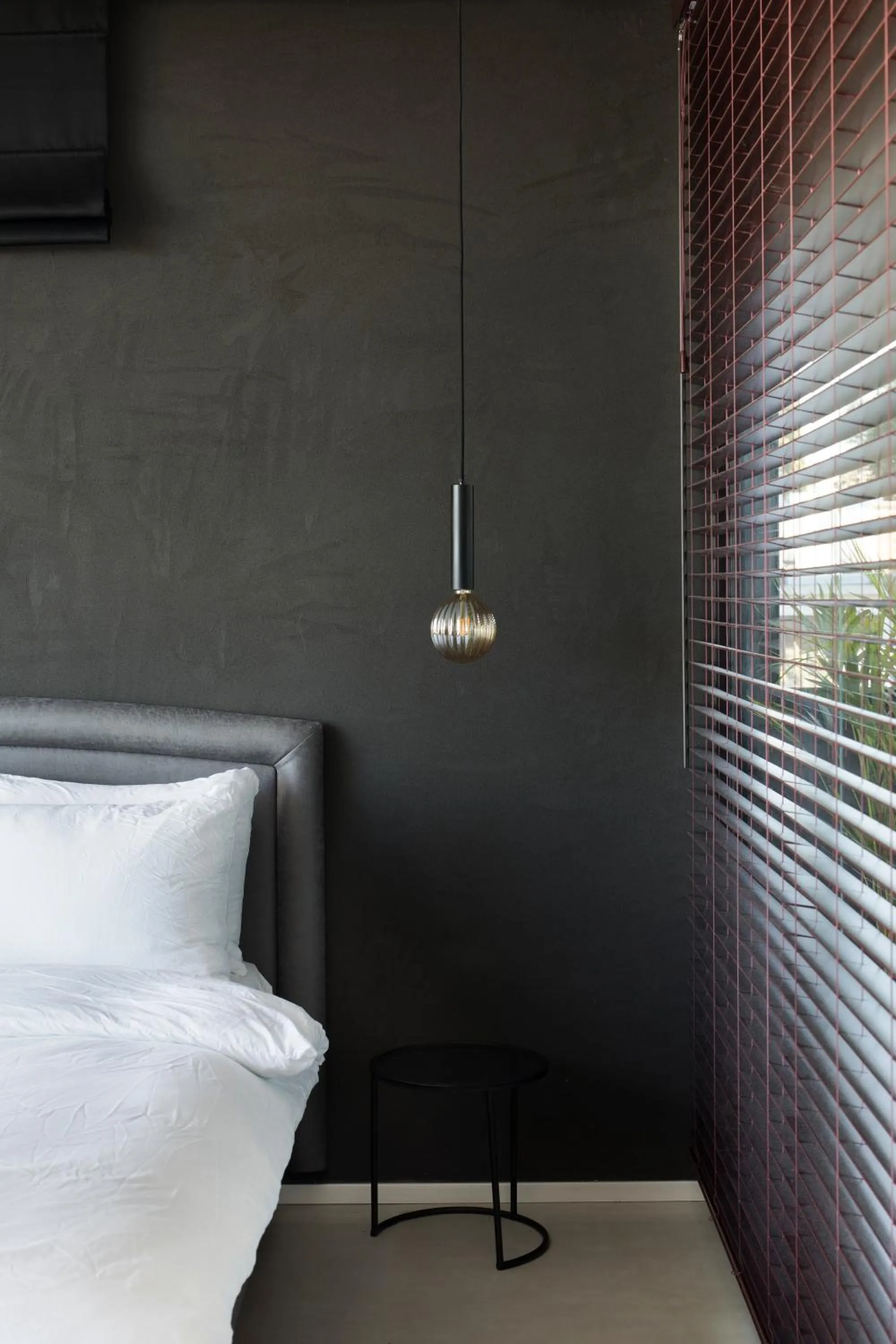 Bed in Urbanica Carmel- Apartments