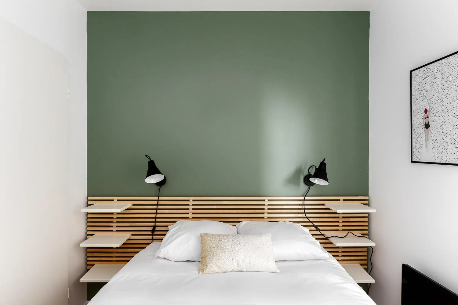 Bedroom, Bed in Apartment 2 Bedroomed Near Disneyland Paris with Garden Parking at Serris