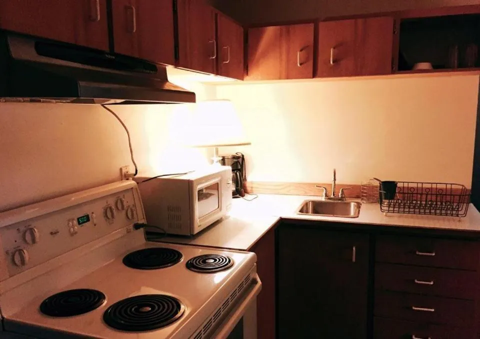 Kitchen or kitchenette in Hi Valley Motor Inn