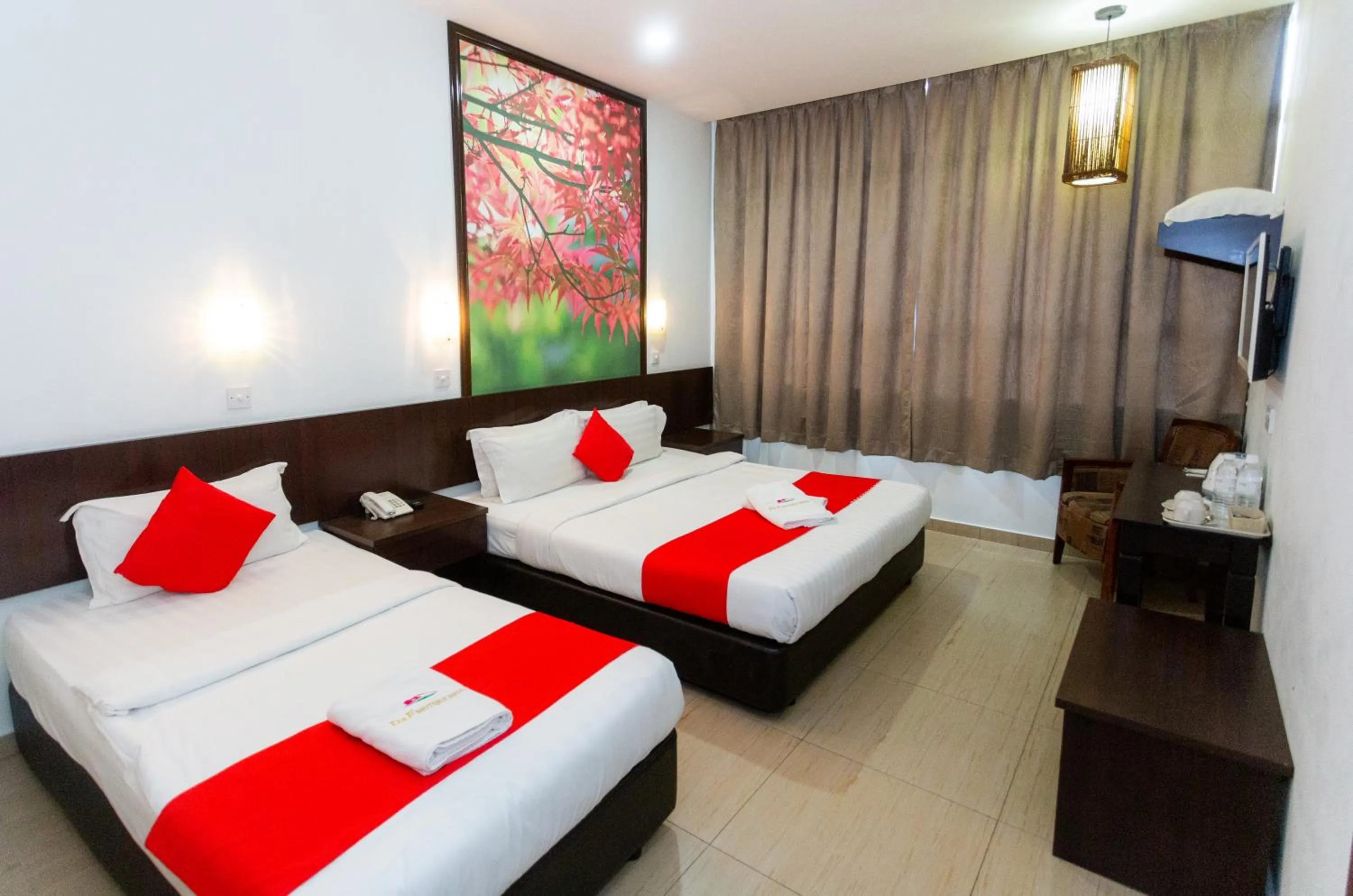 Bed in D&F BOUTIQUE HOTEL SENAWANG
