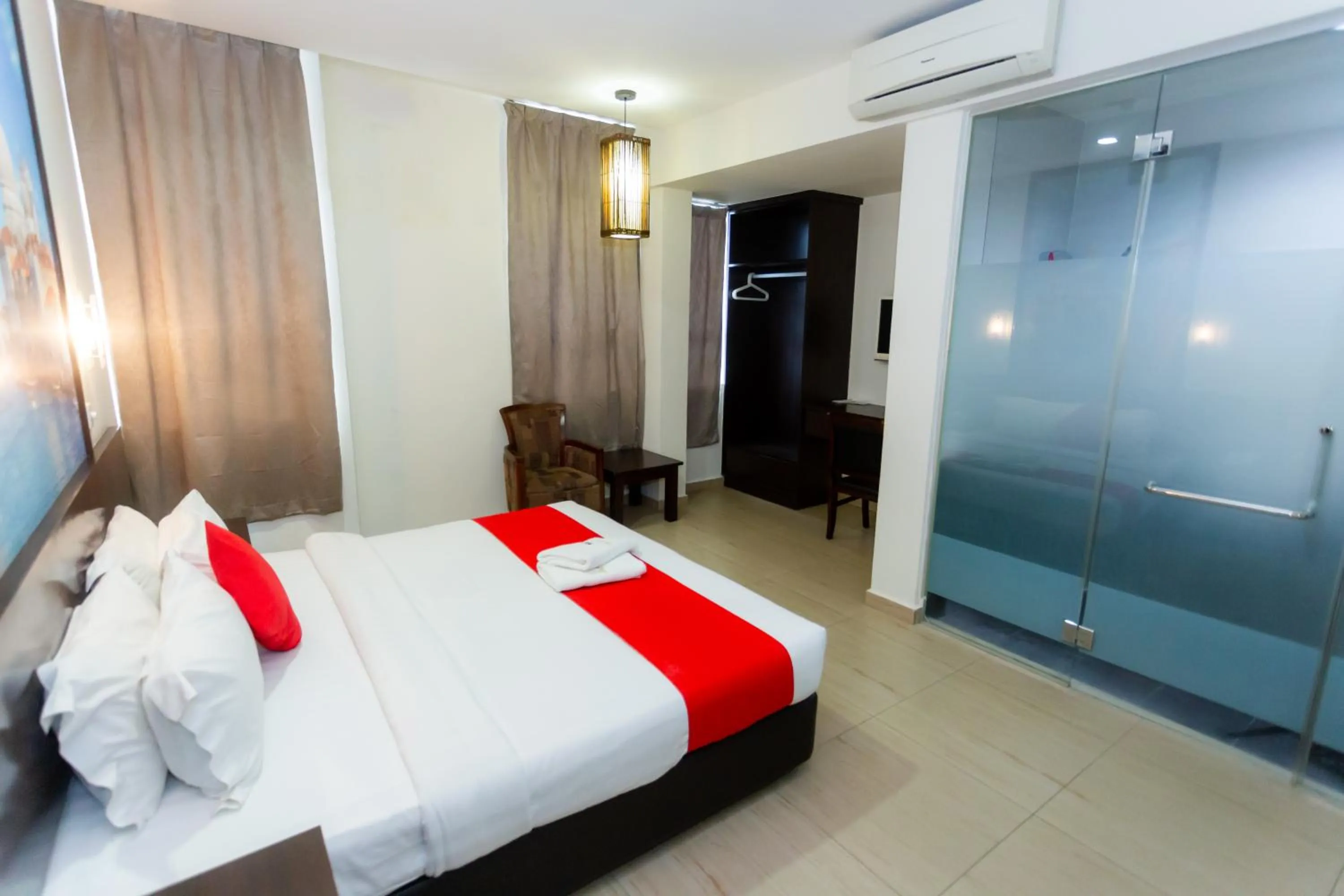 Bed in D&F BOUTIQUE HOTEL SENAWANG