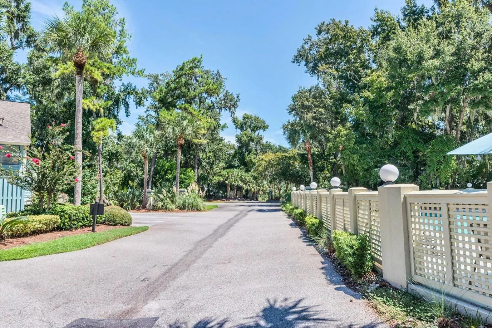 Area and facilities in Coral Reef Resort