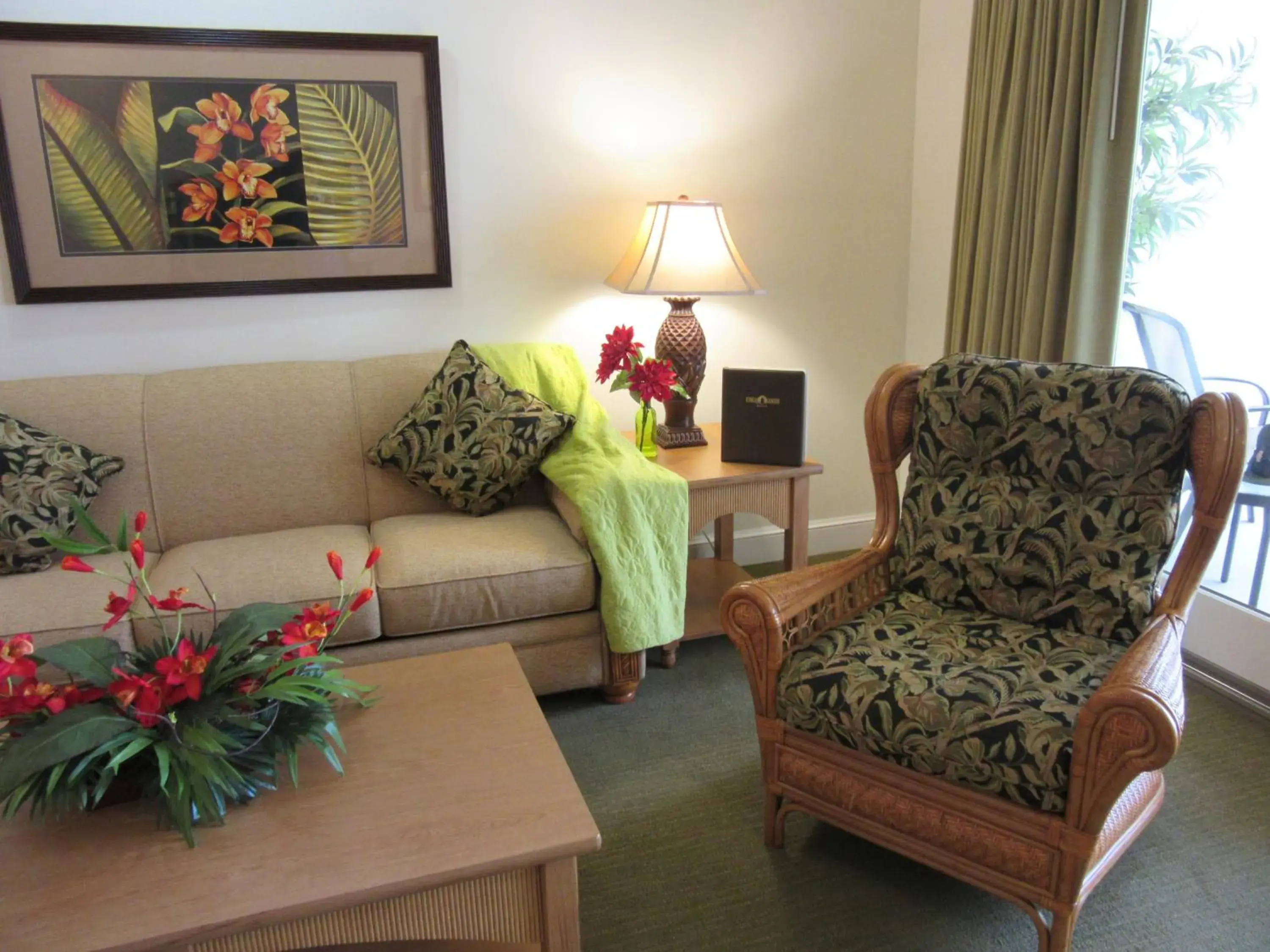 Three-Bedroom Apartment - East in Coral Sands Resort by Palmera Three-Bedroom Apartment - East in Coral Sands Resort by Palmera