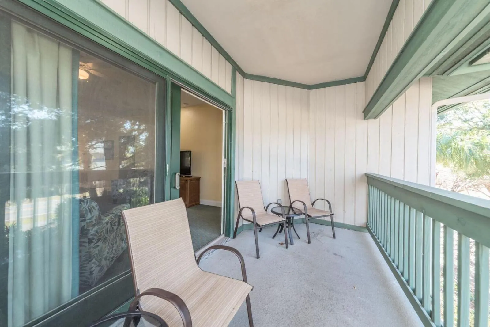 Patio in Coral Sands Resort by Palmera