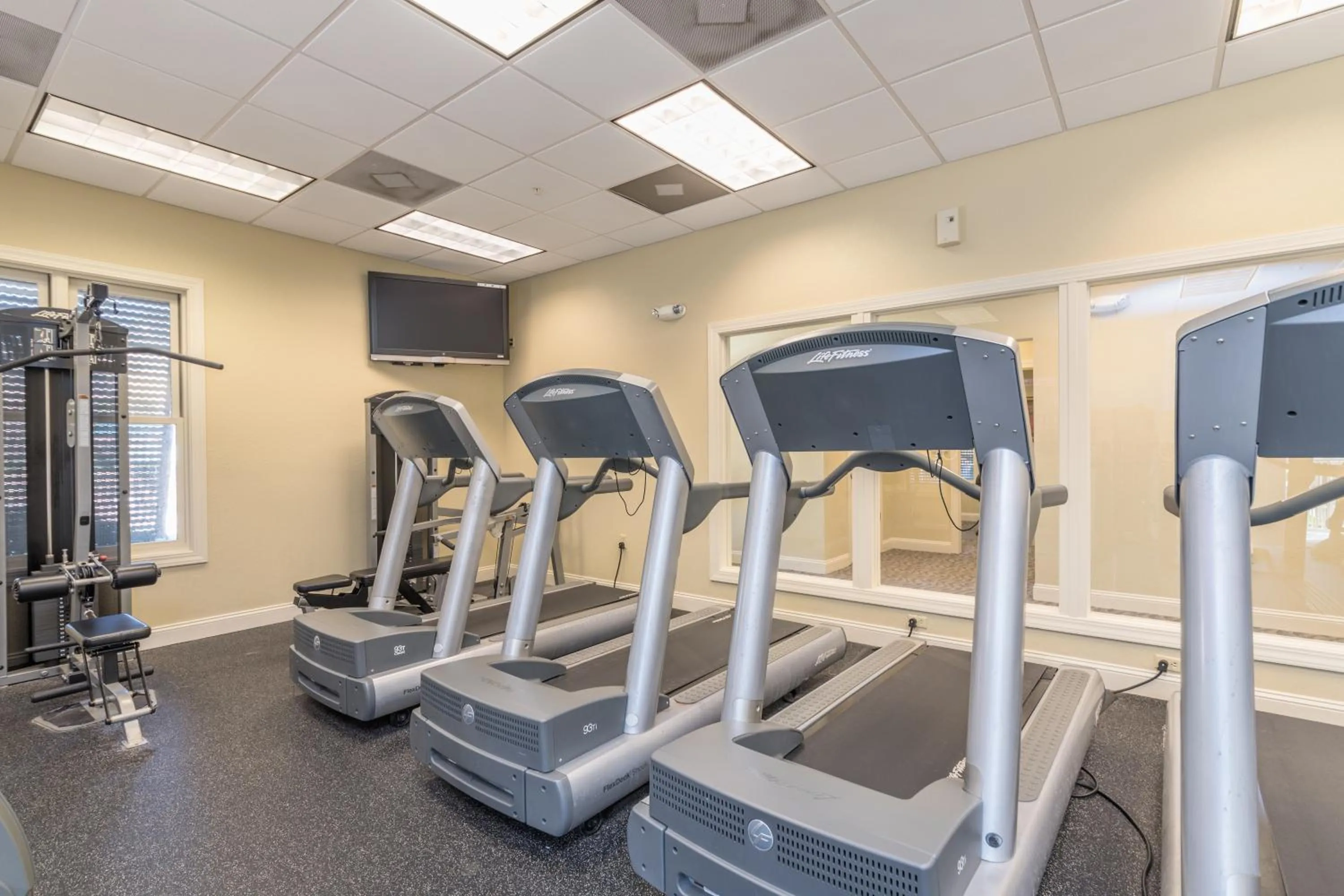 Fitness centre/facilities in Coral Sands Resort by Palmera