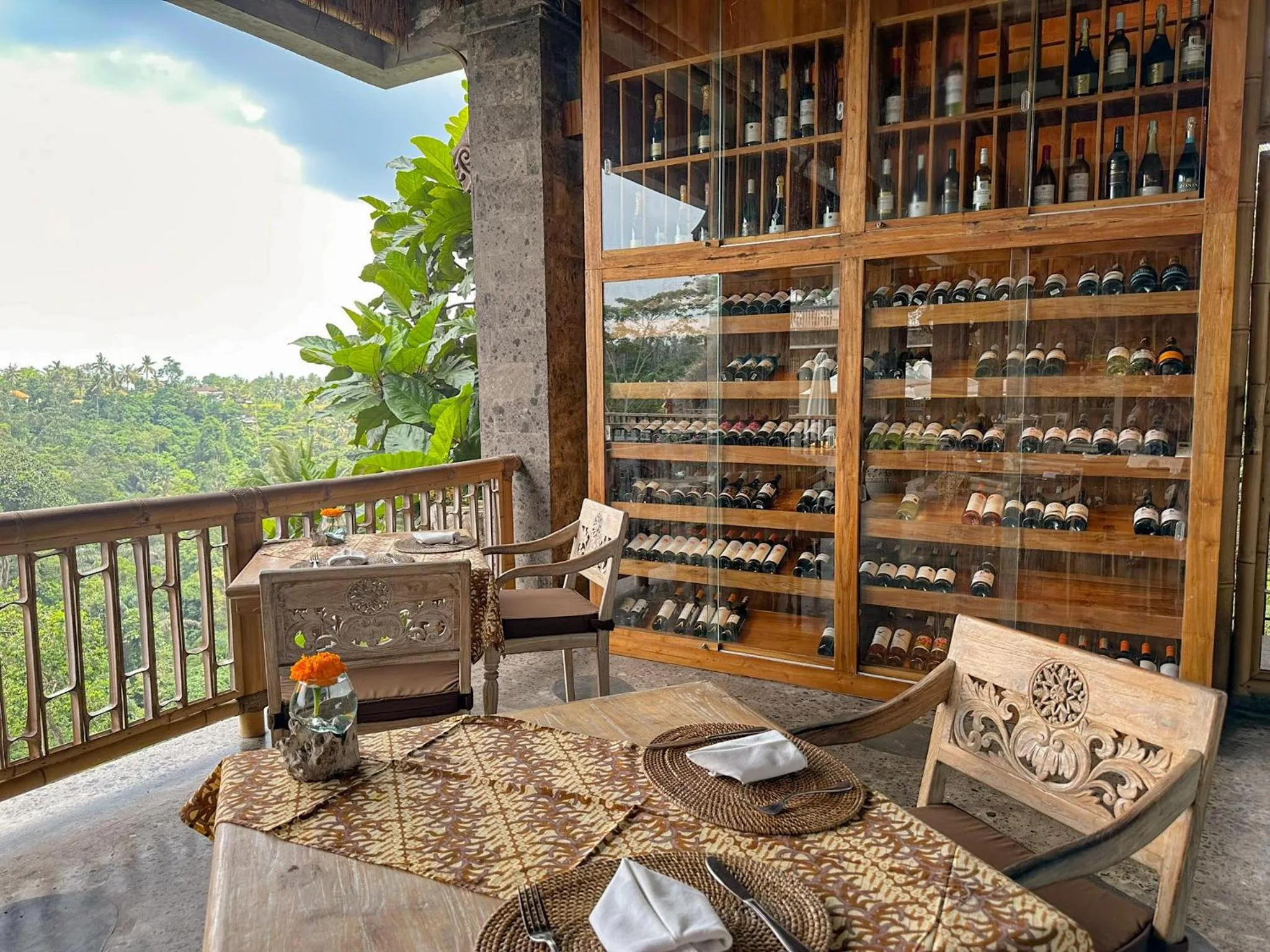 Restaurant/places to eat in Kastara Resort