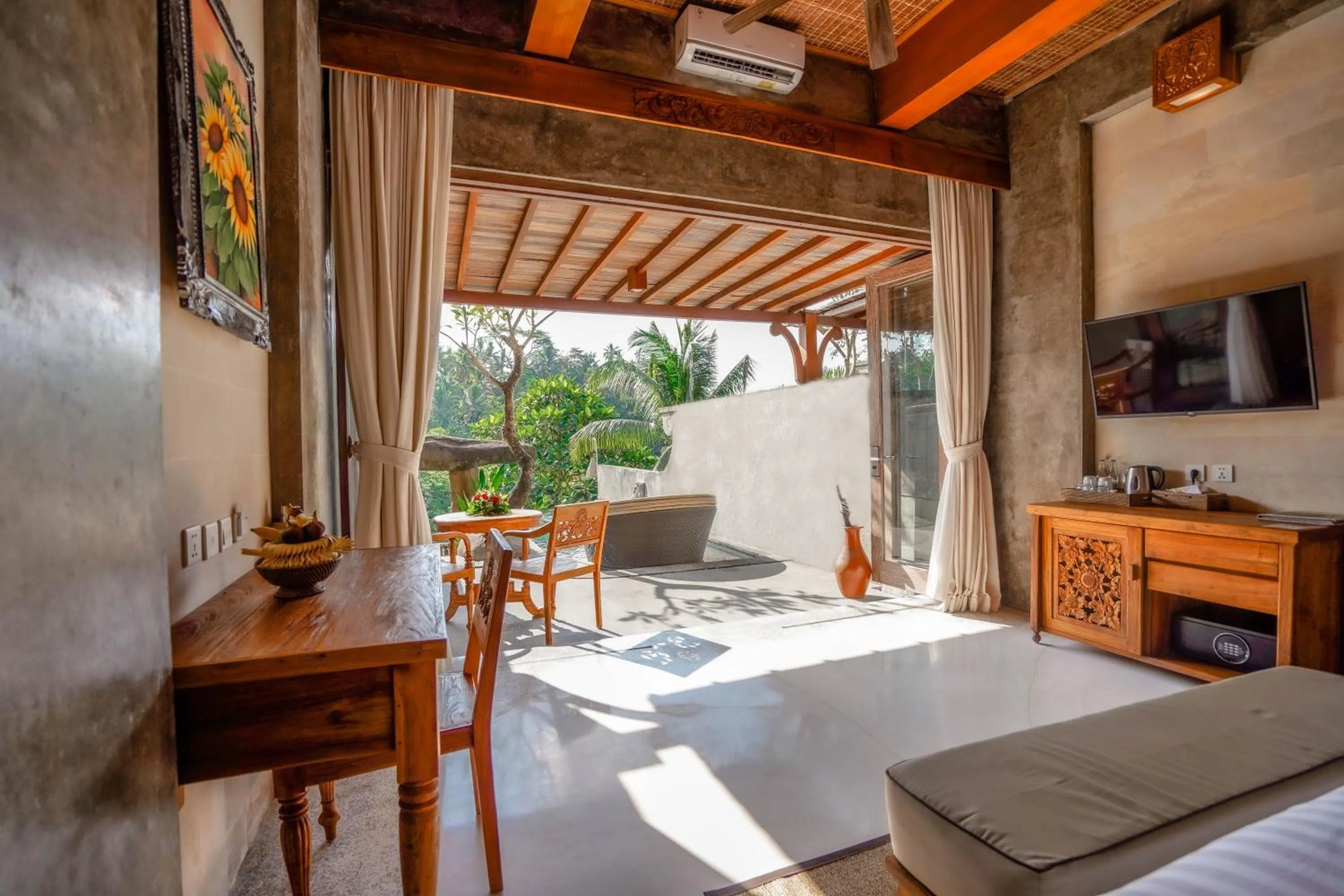 Communal lounge/ TV room in Kastara Resort