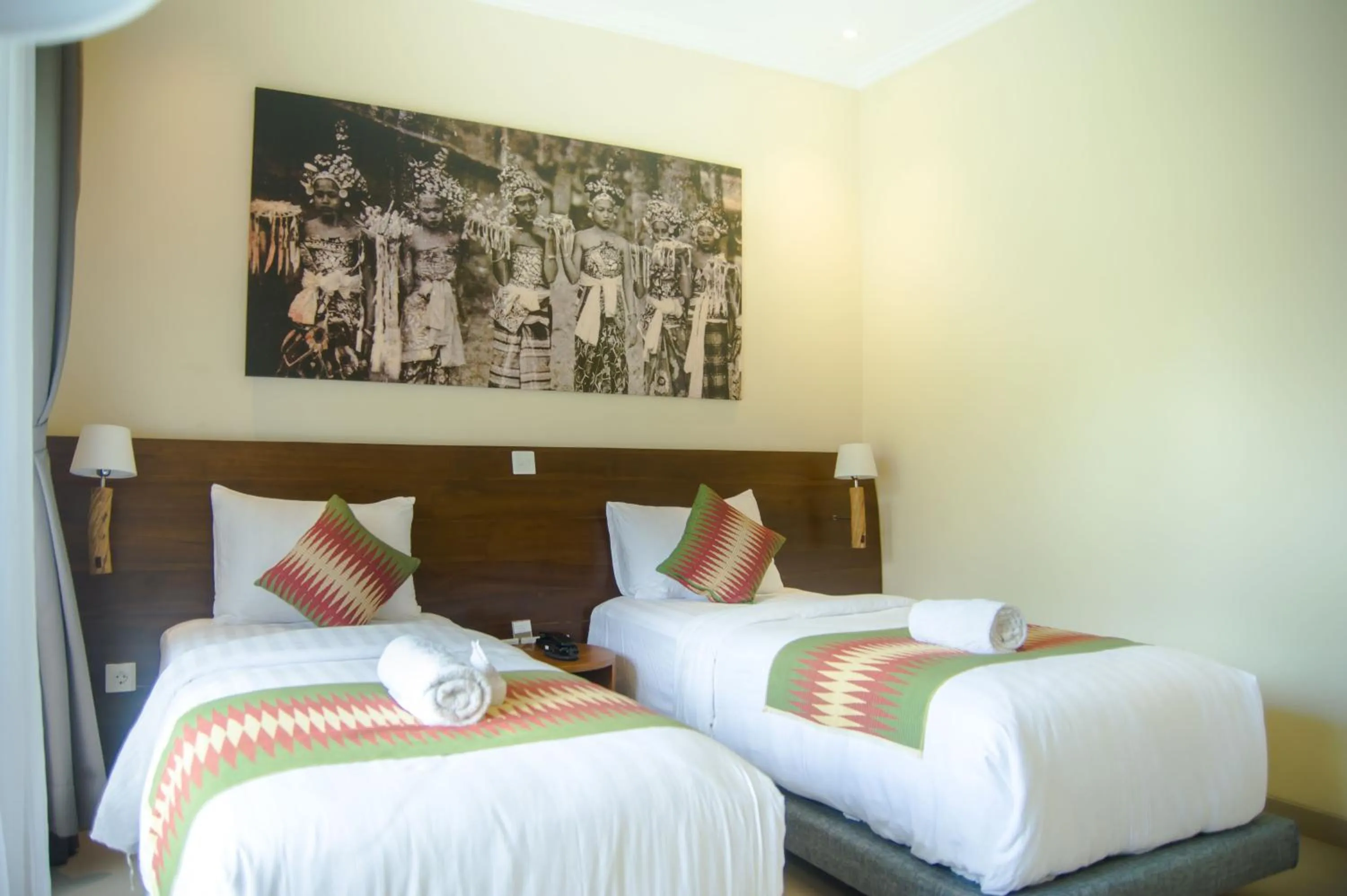 Bed in Akatara Hotel