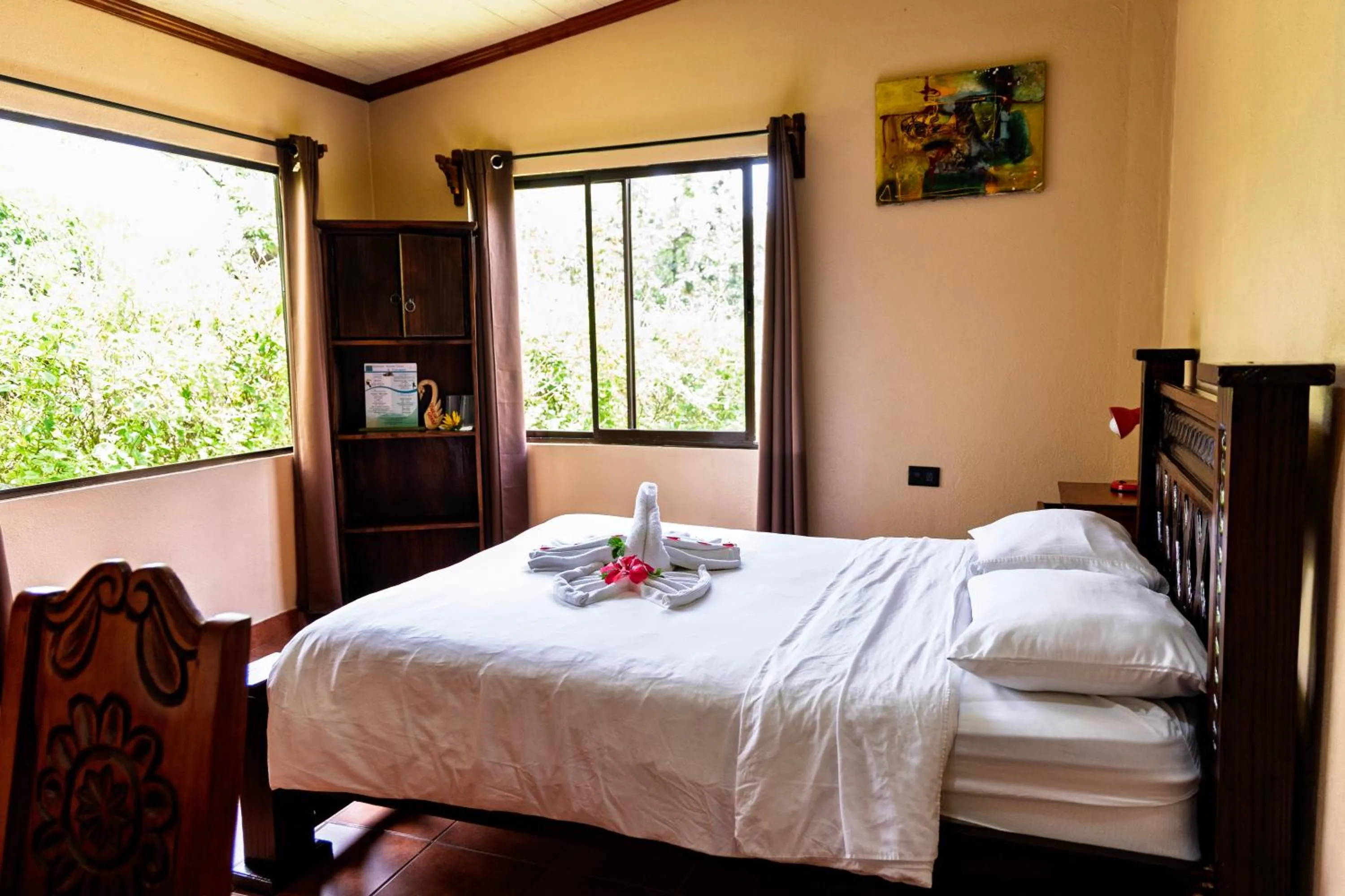 Photo of the whole room, Bed in Essence Arenal Spa & Yoga