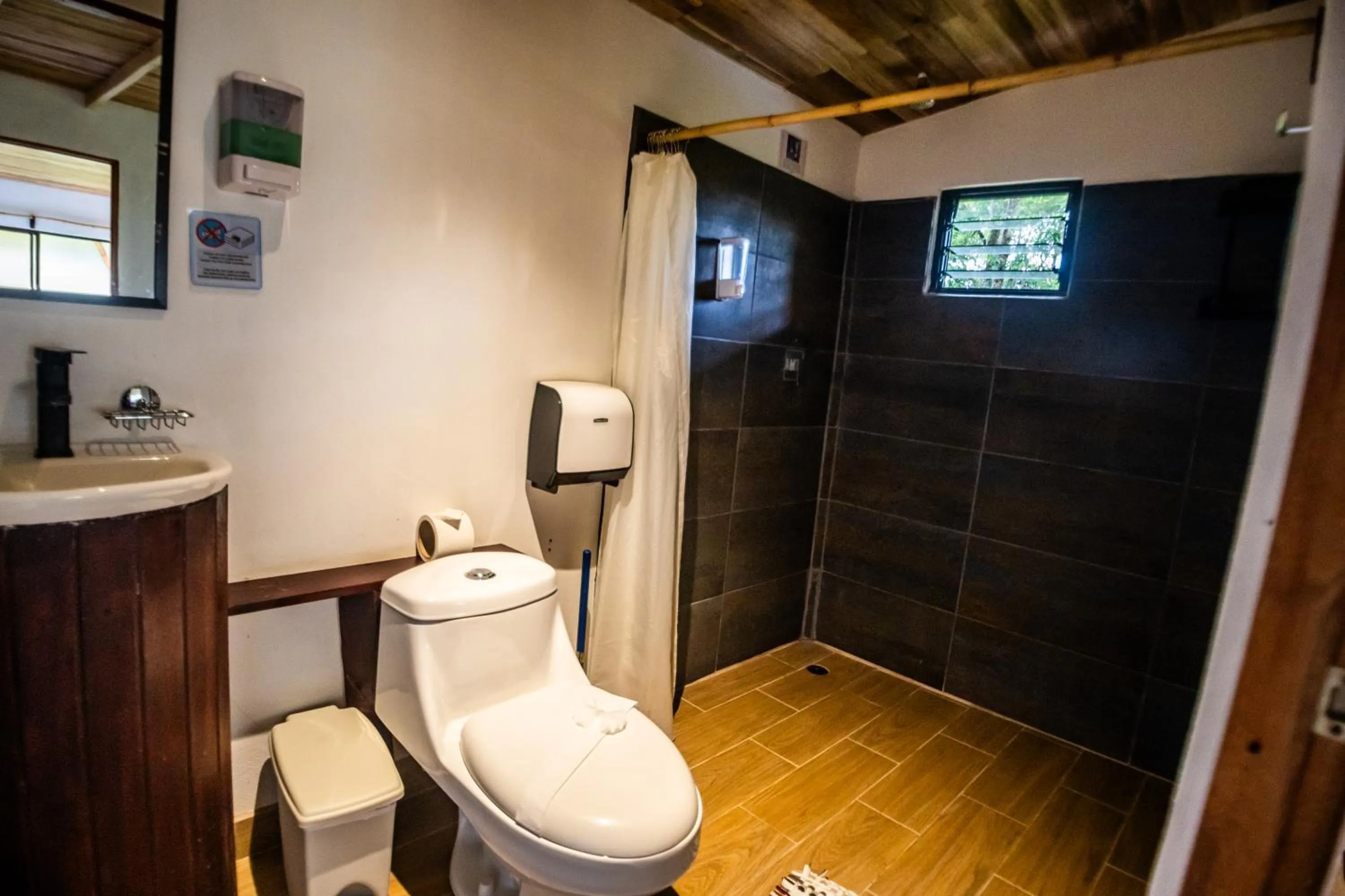 Essence Arenal Spa & Yoga
