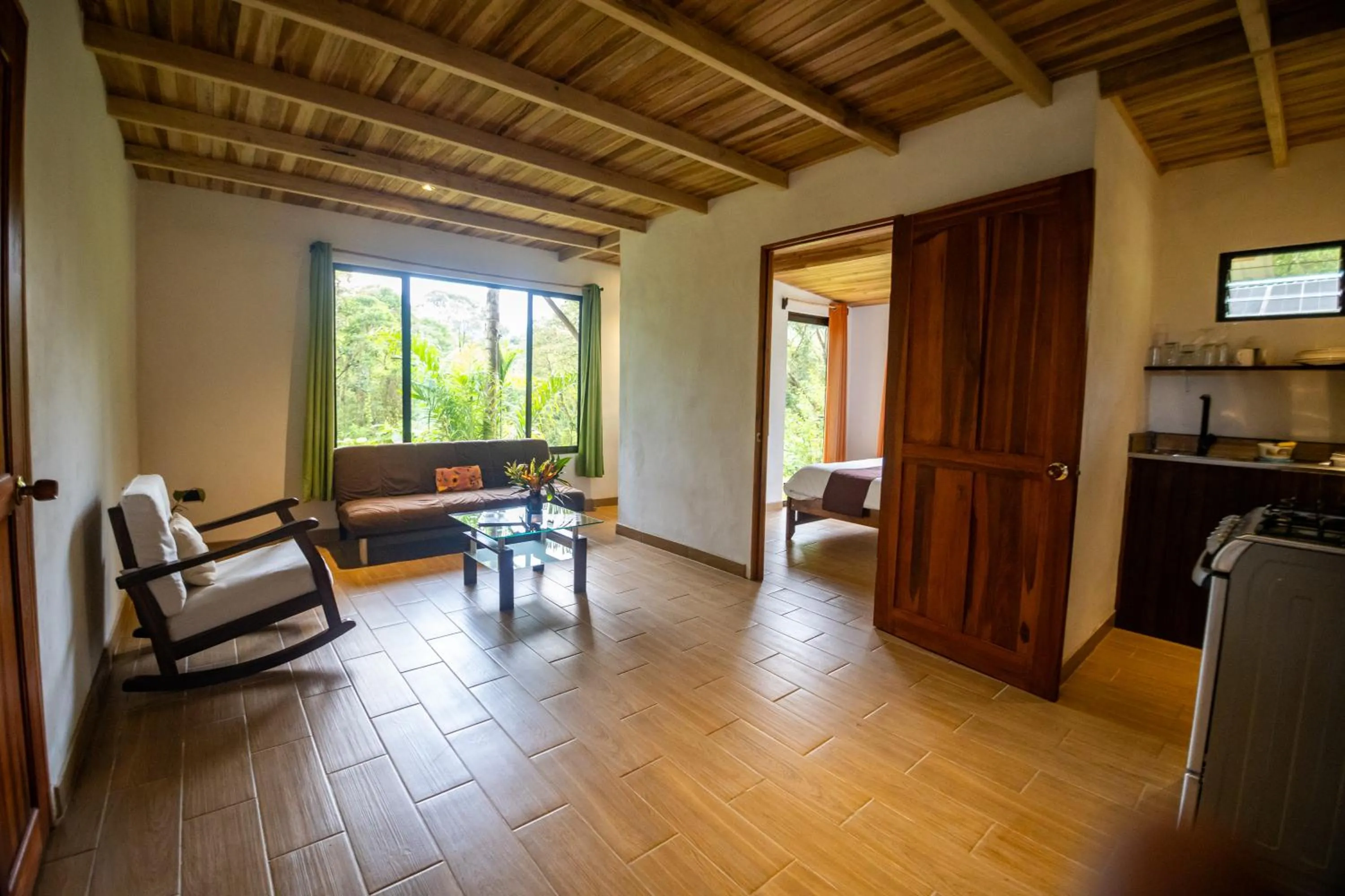 Essence Arenal Spa & Yoga