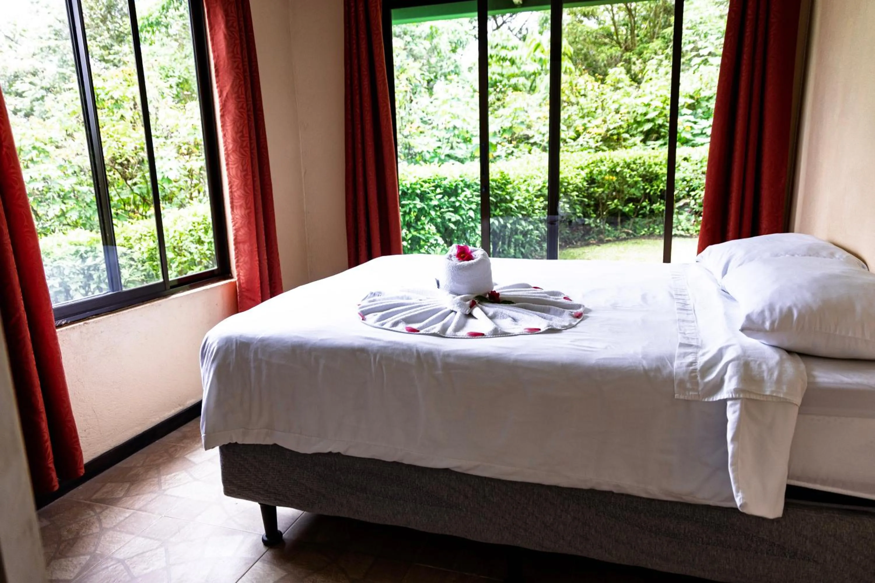 Bed in Essence Arenal Spa & Yoga