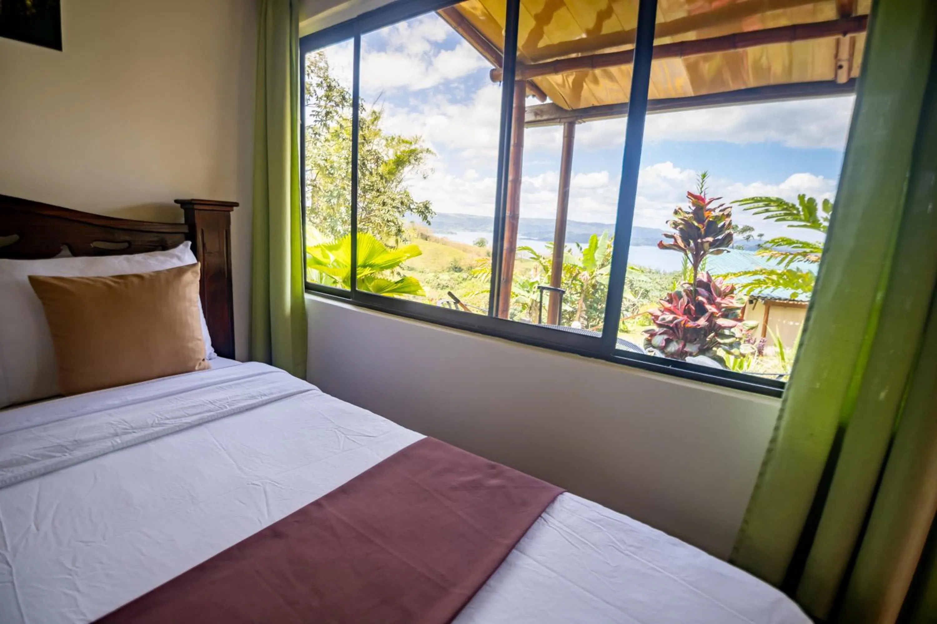 Bed in Essence Arenal Spa & Yoga