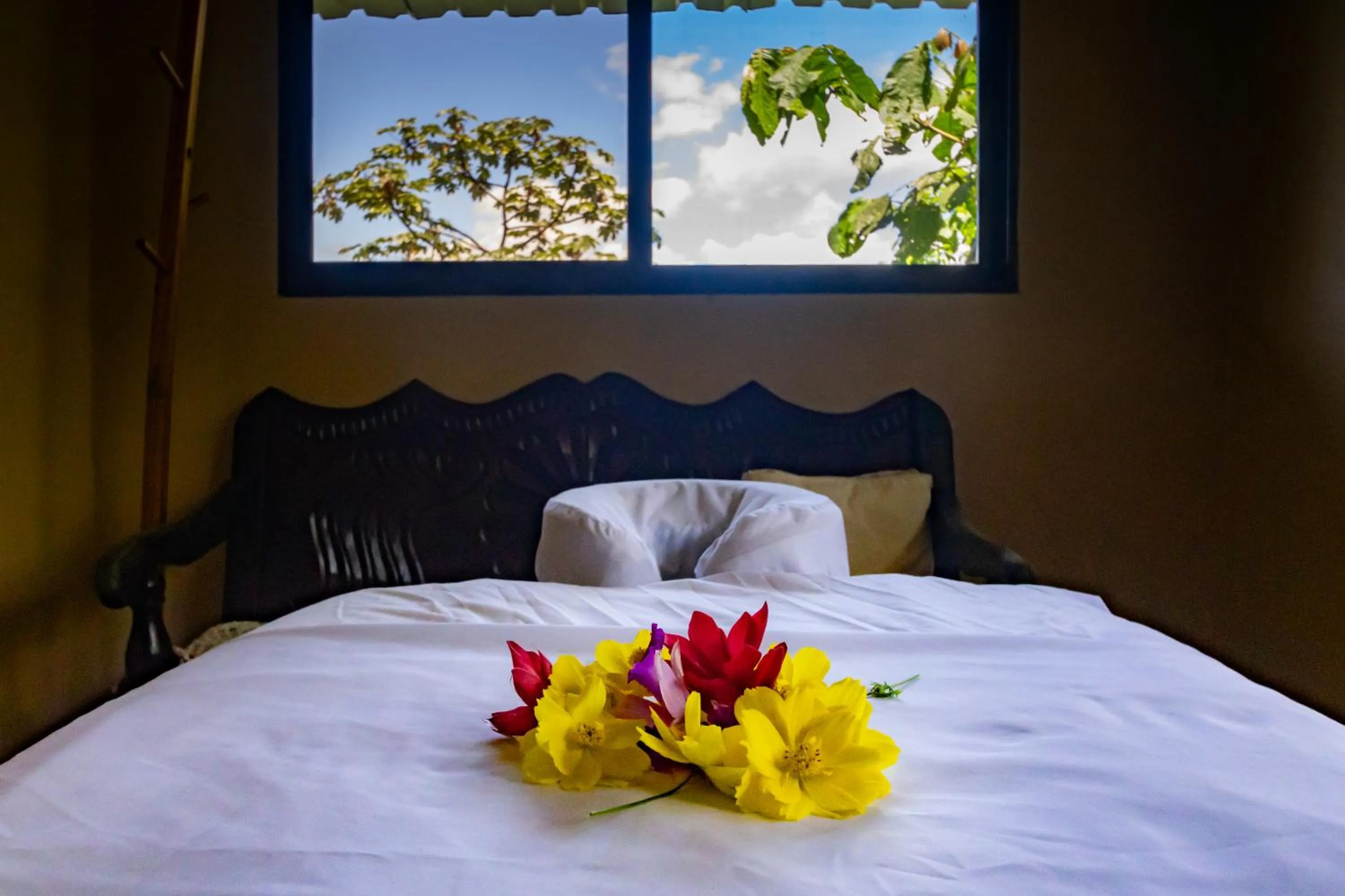 Bed in Essence Arenal Spa & Yoga