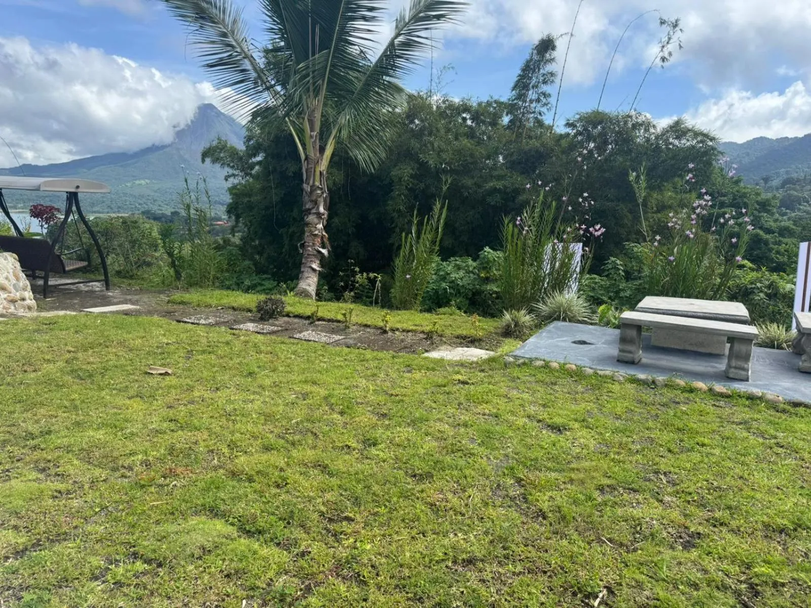 Essence Arenal Spa & Yoga