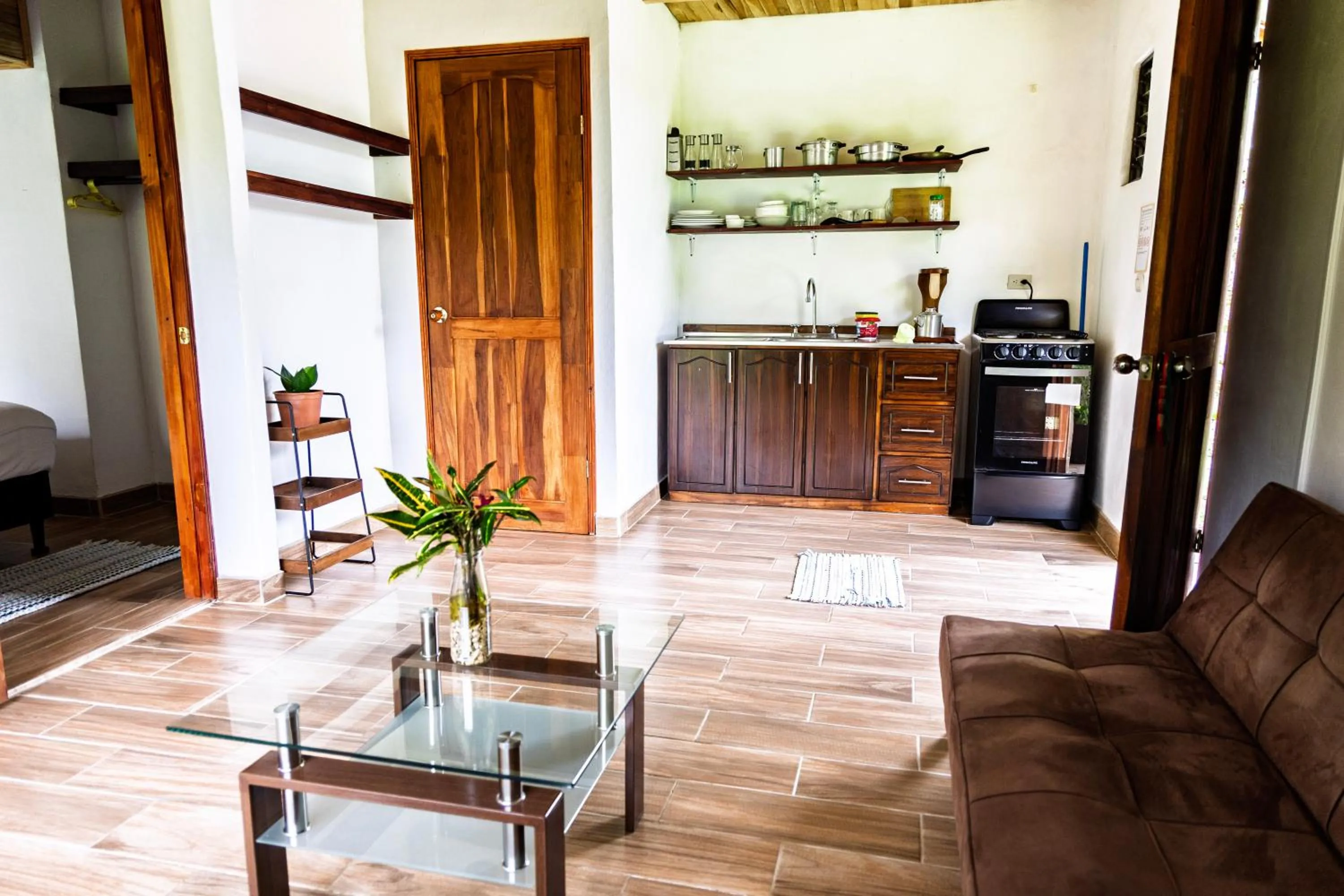Kitchen or kitchenette in Essence Arenal Spa & Yoga