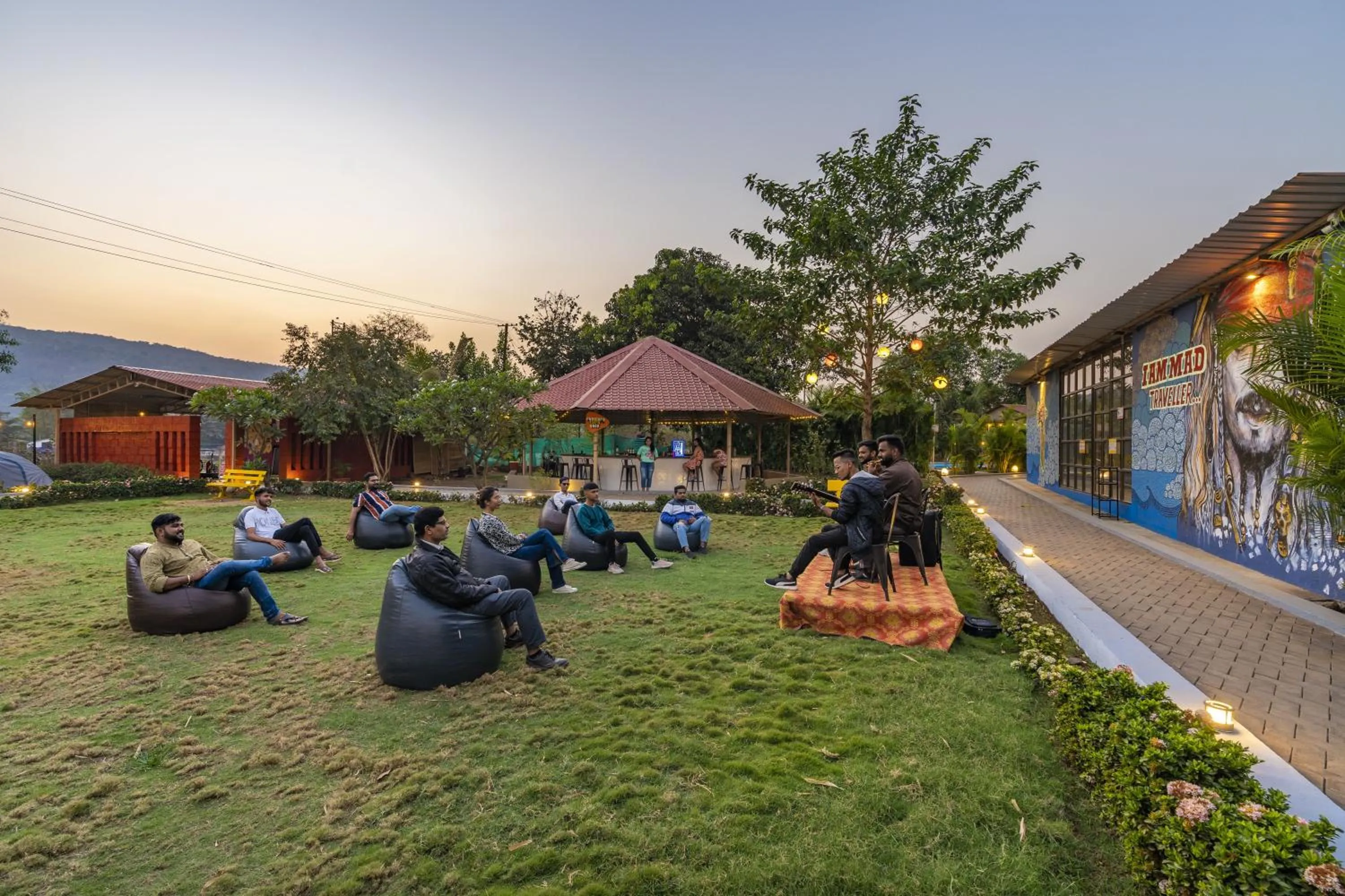 Garden in Zostel Kolad