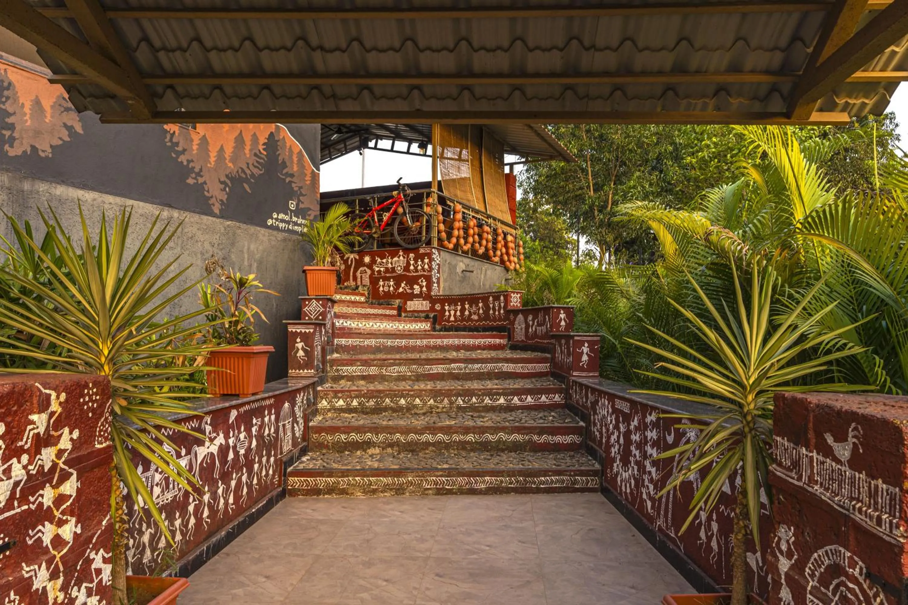 Property building in Zostel Kolad