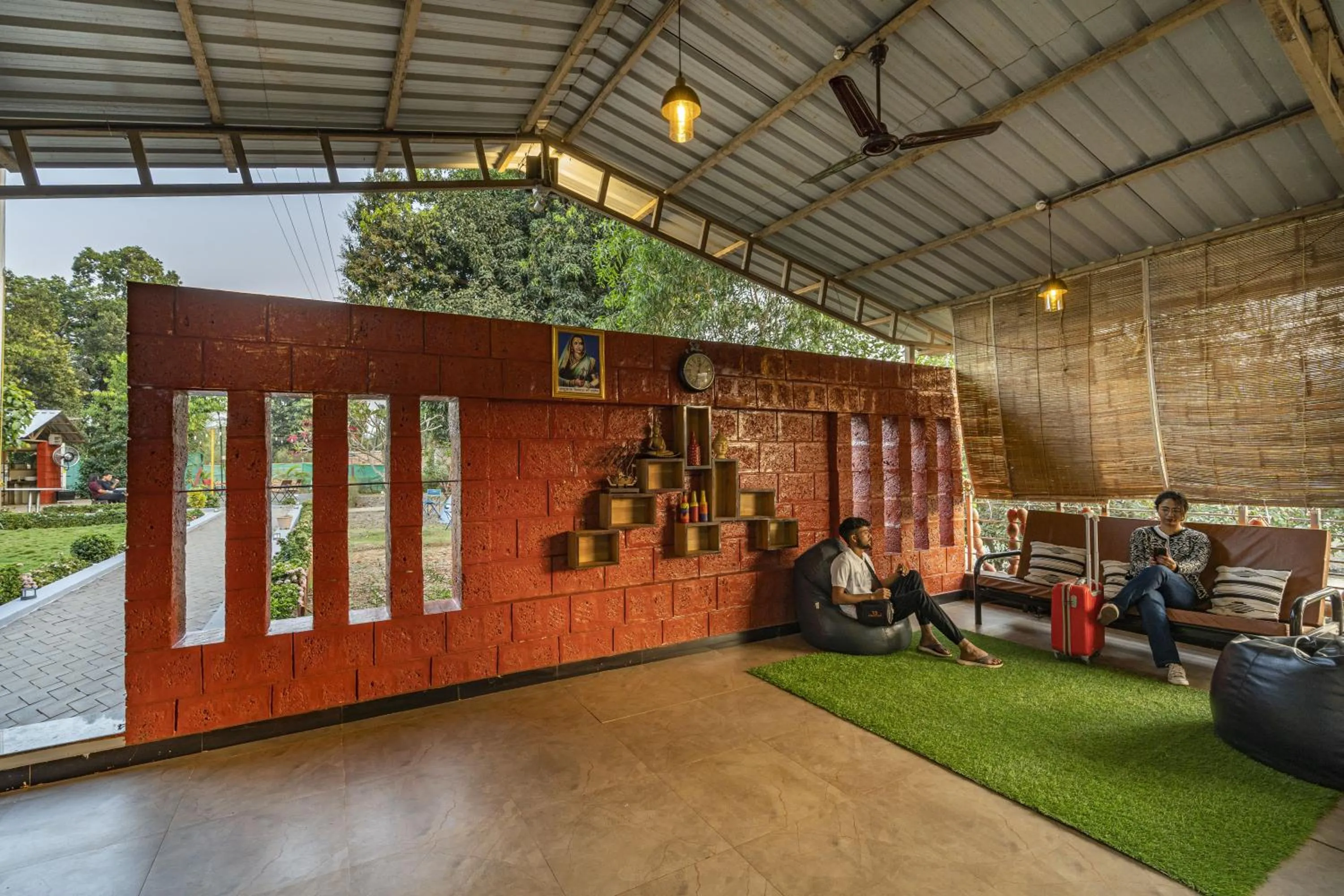 Lobby or reception in Zostel Kolad