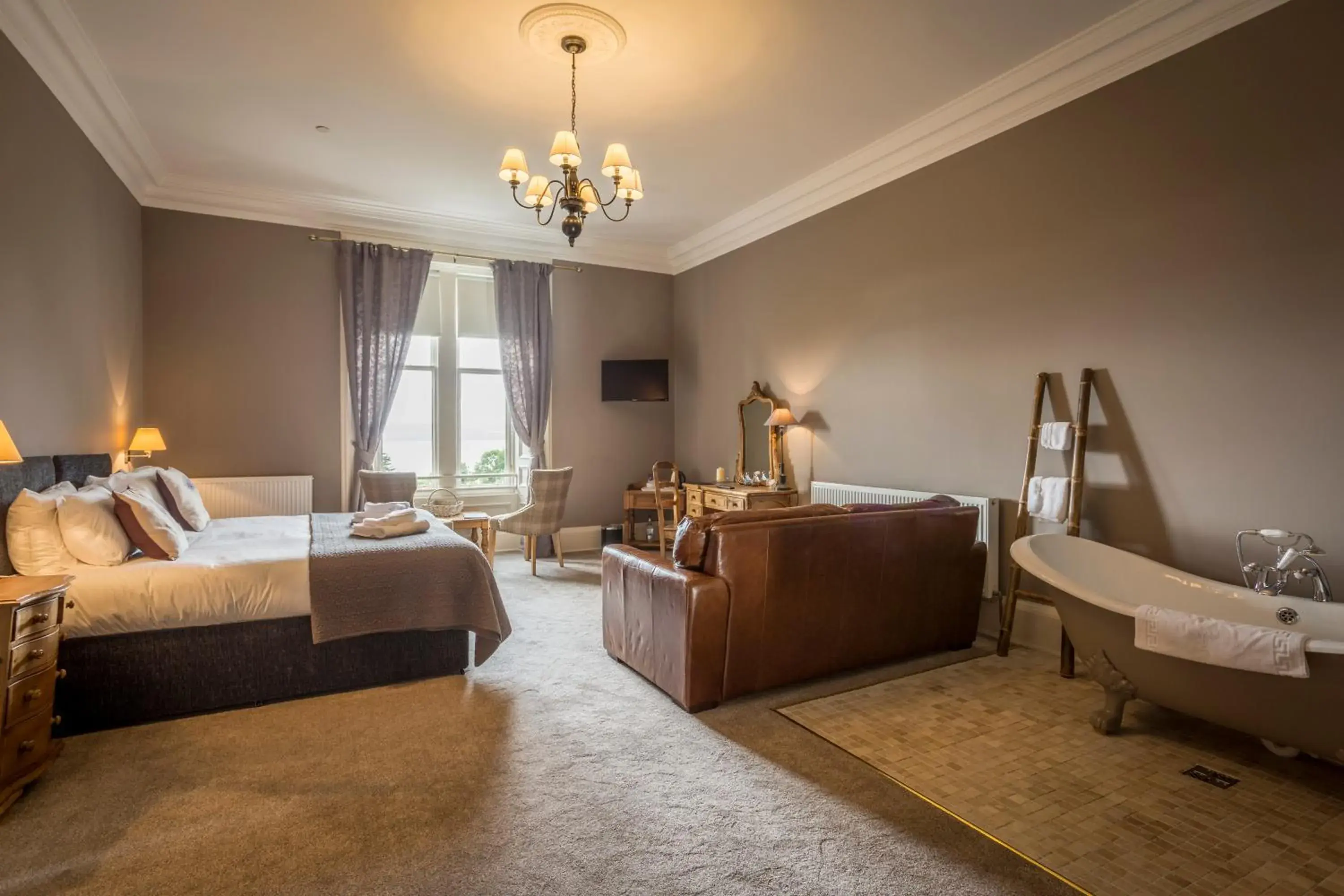 King Suite with Sea View in Taypark House King Suite with Sea View in Taypark House