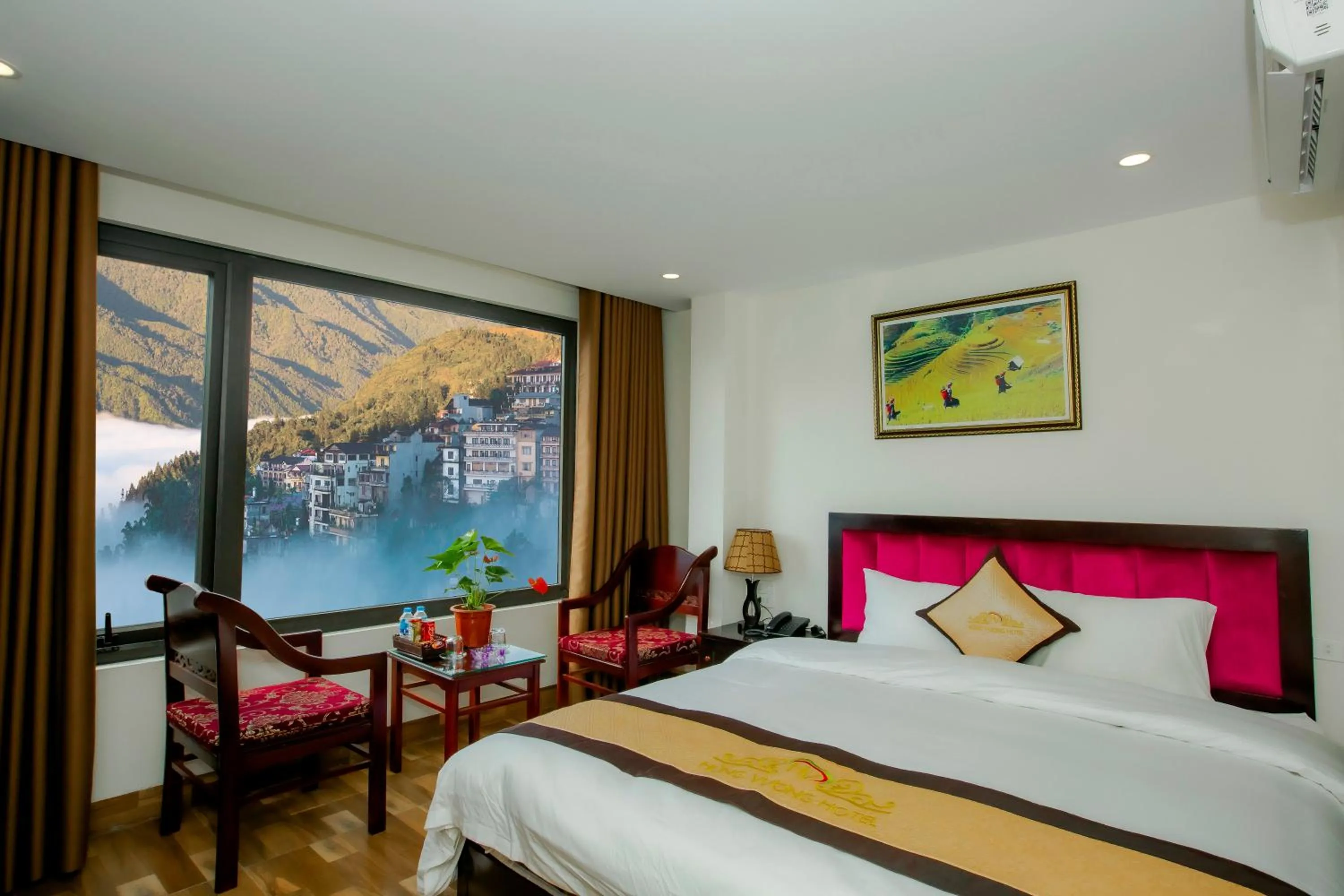 Bed in SAPA KING HOTEL HUNG VUONG HOTEl