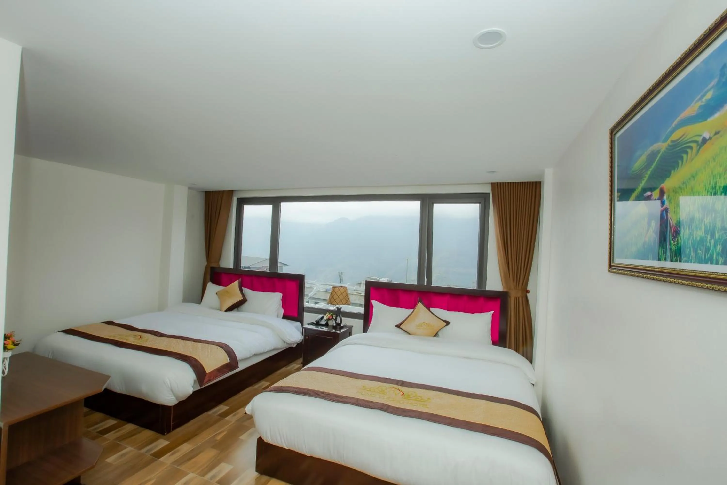 Bed in SAPA KING HOTEL HUNG VUONG HOTEl