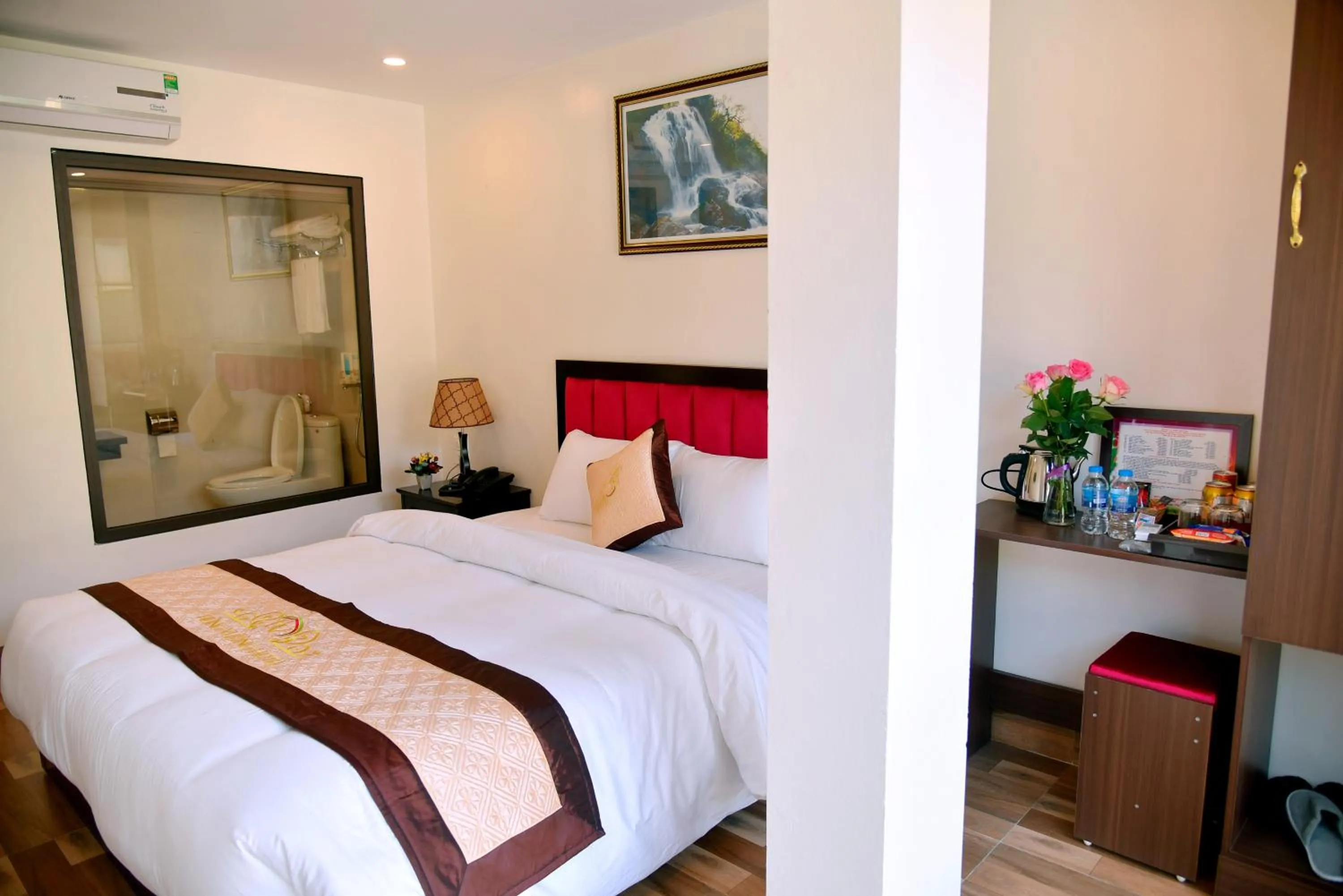 Bed in SAPA KING HOTEL HUNG VUONG HOTEl