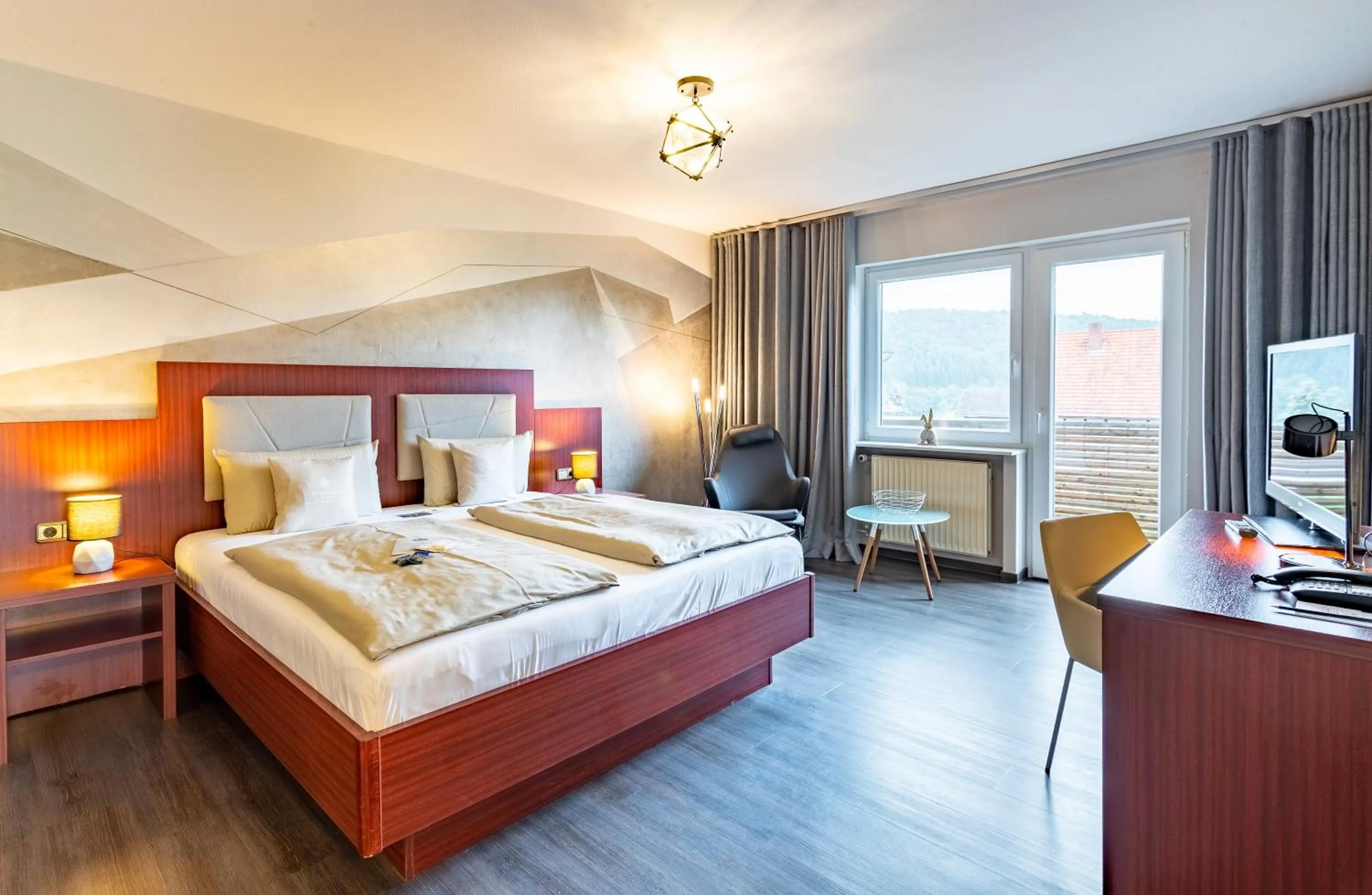 Bedroom, Bed in Hotel Freund - Privathotels Dr Lohbeck