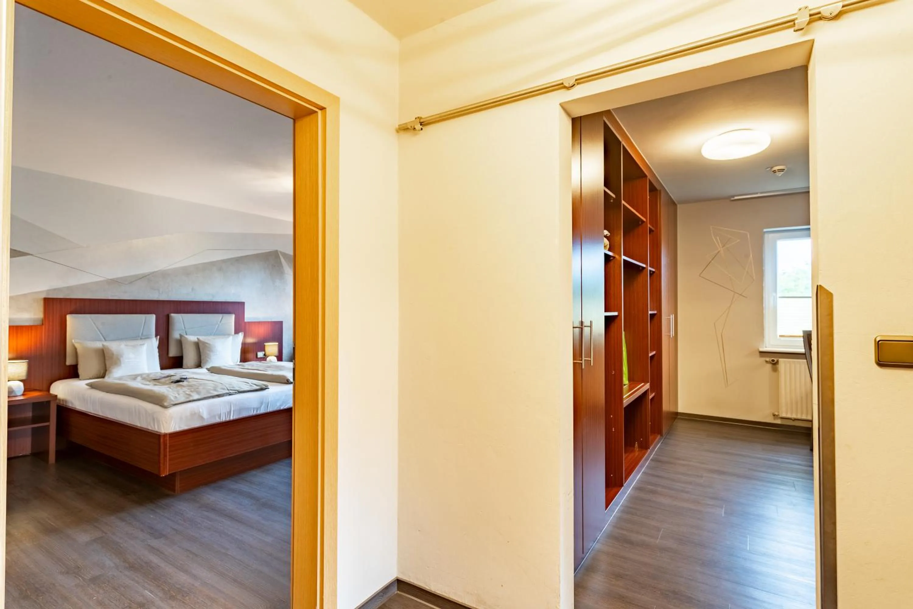 Photo of the whole room, Bed in Hotel Freund - Privathotels Dr Lohbeck