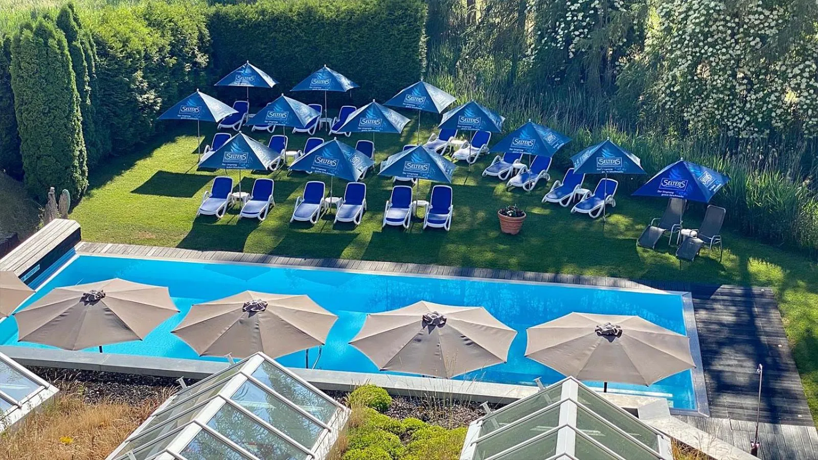 Swimming pool in Hotel & SPA Sommerfeld - Adults Only