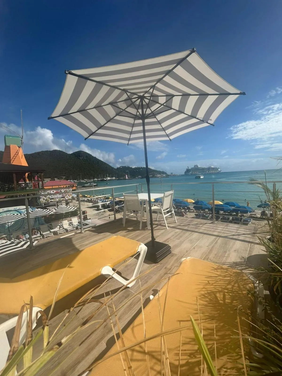 Day in Seaview Beach Hotel