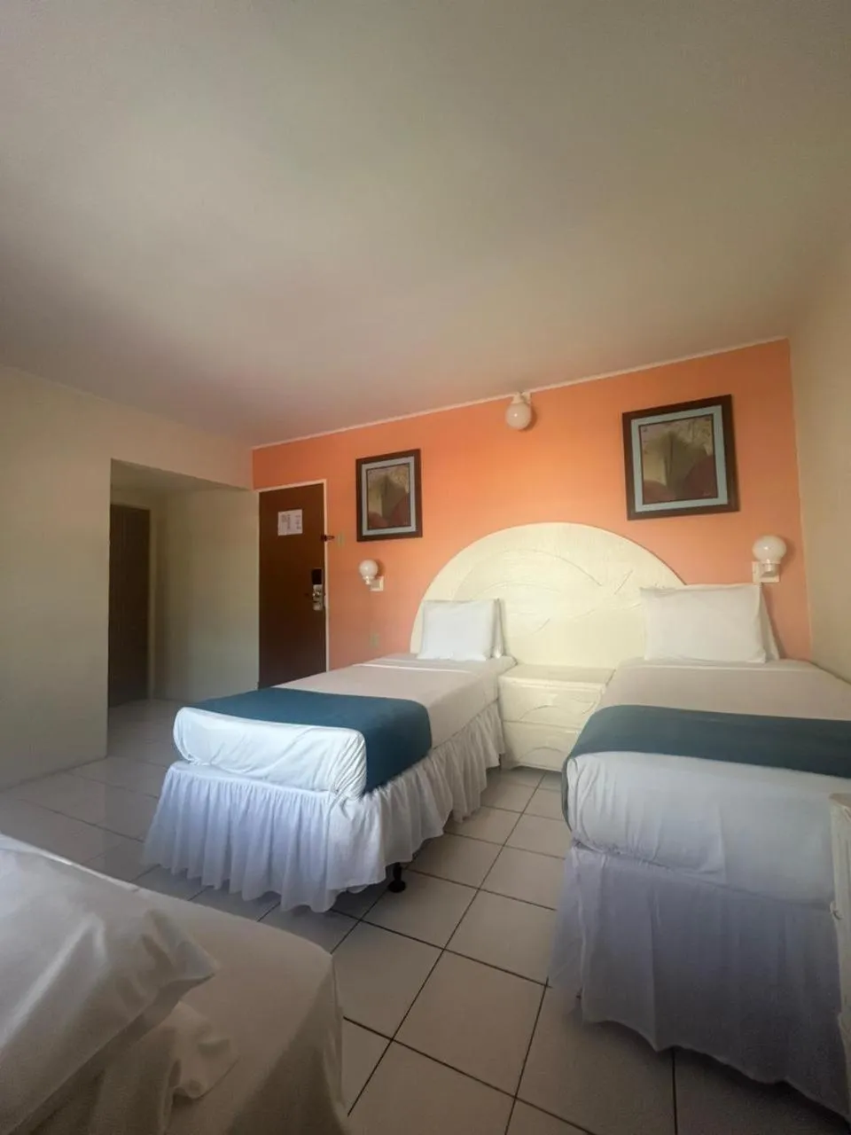 Bed in Seaview Beach Hotel