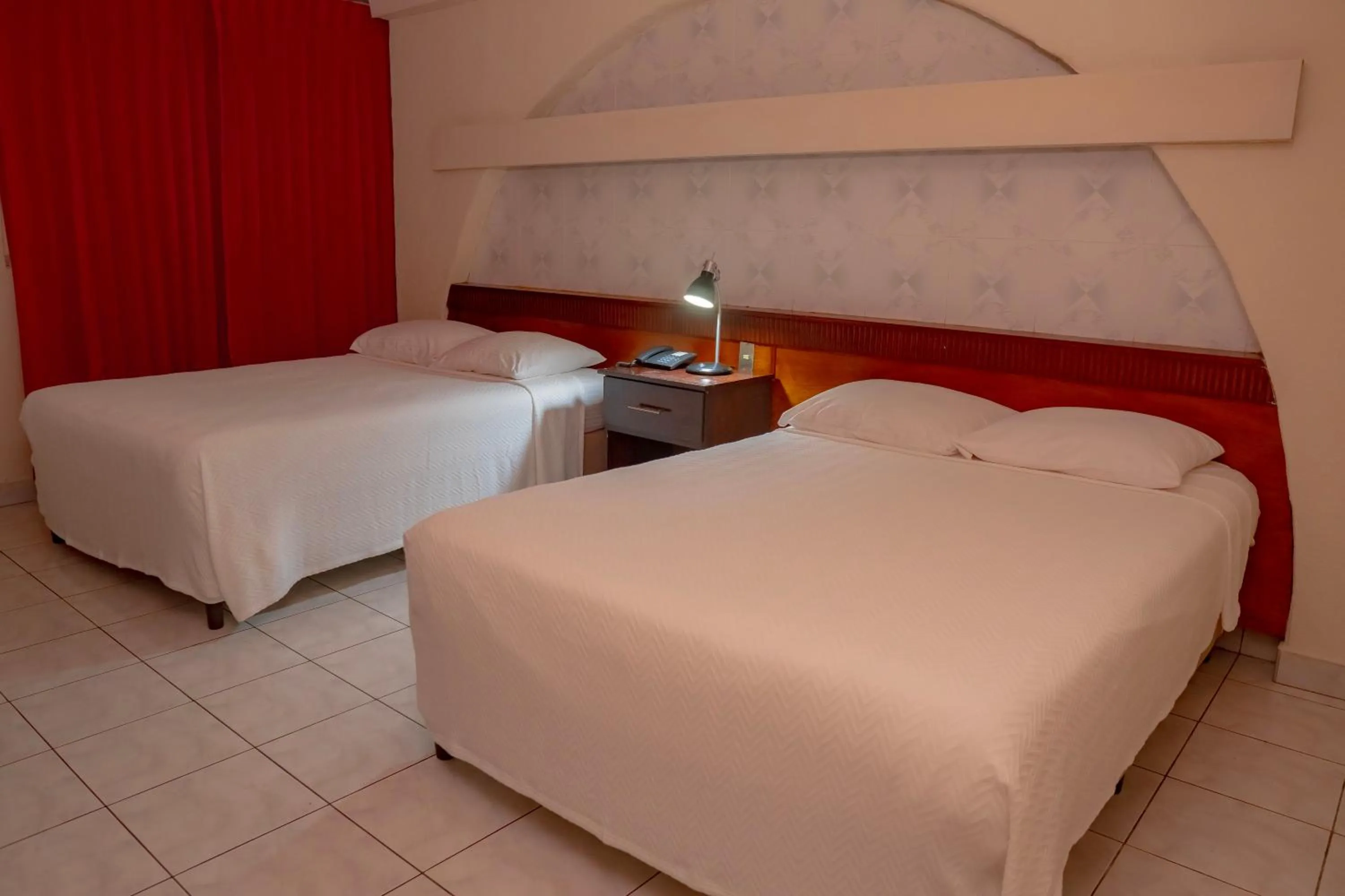 Photo of the whole room, Bed in Hotel Estrella