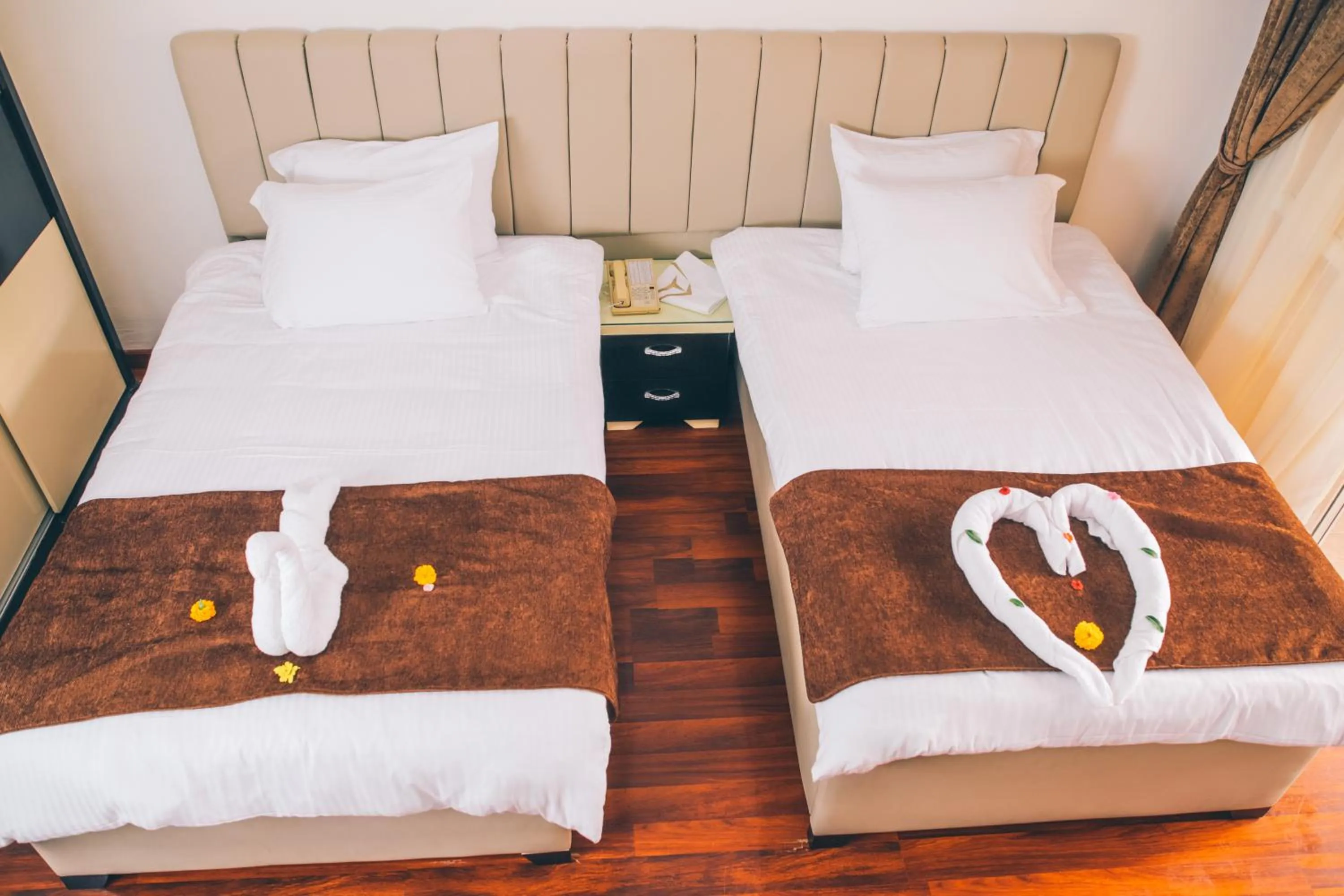 Bed in Jewel Maadi Cabins and Club