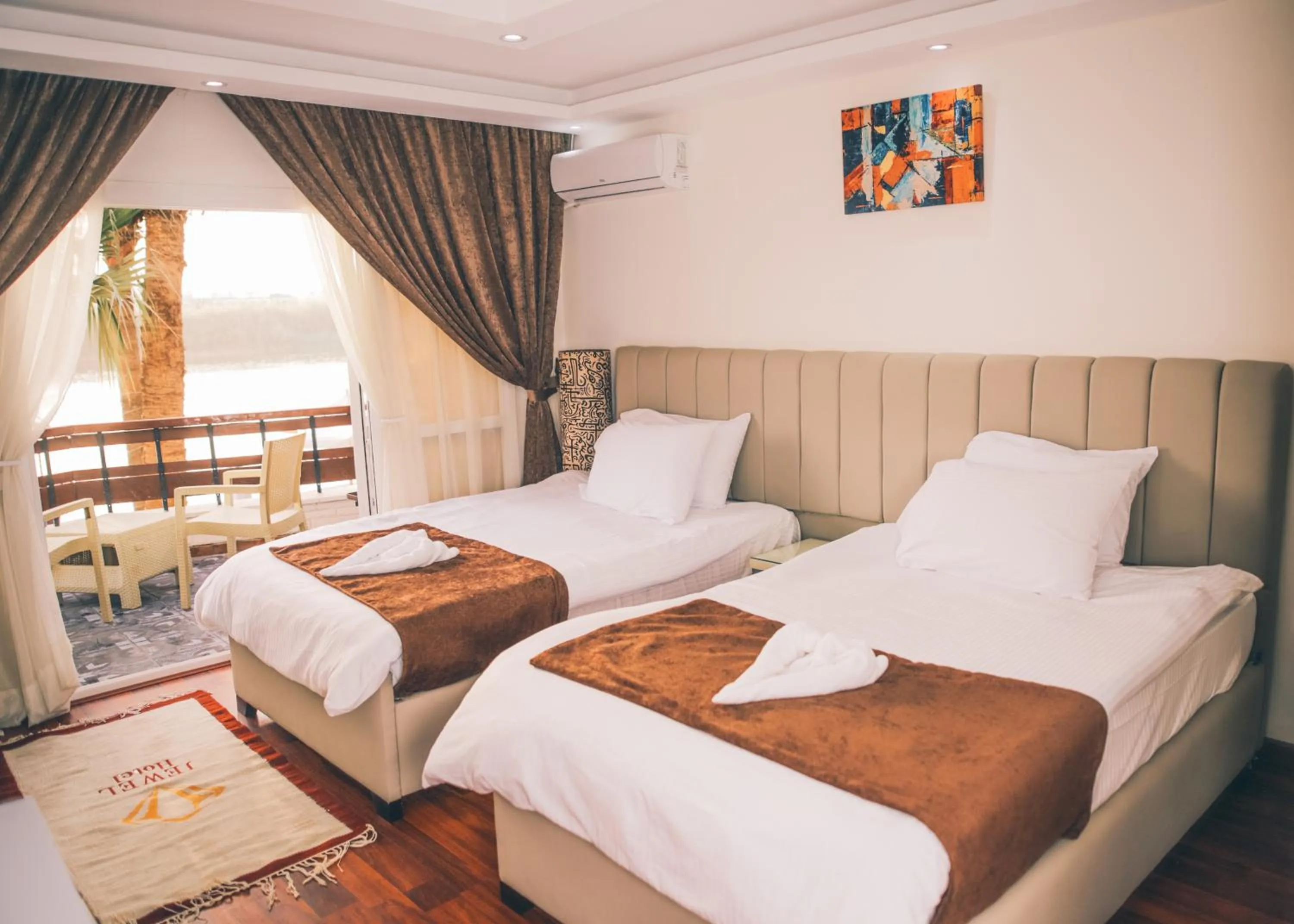 Bed in Jewel Maadi Cabins and Club